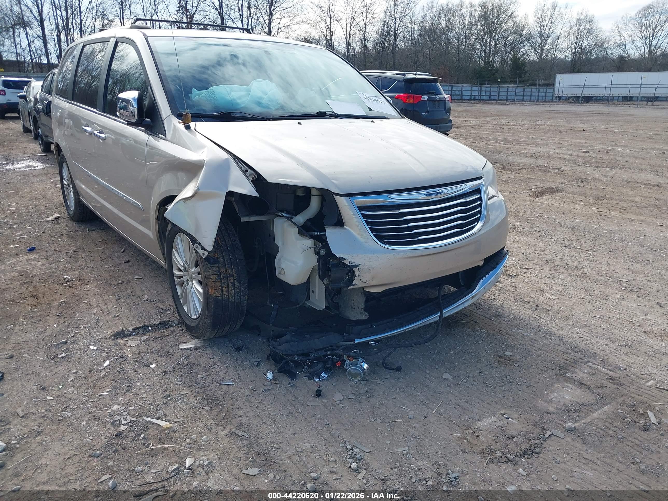 CHRYSLER TOWN image 6