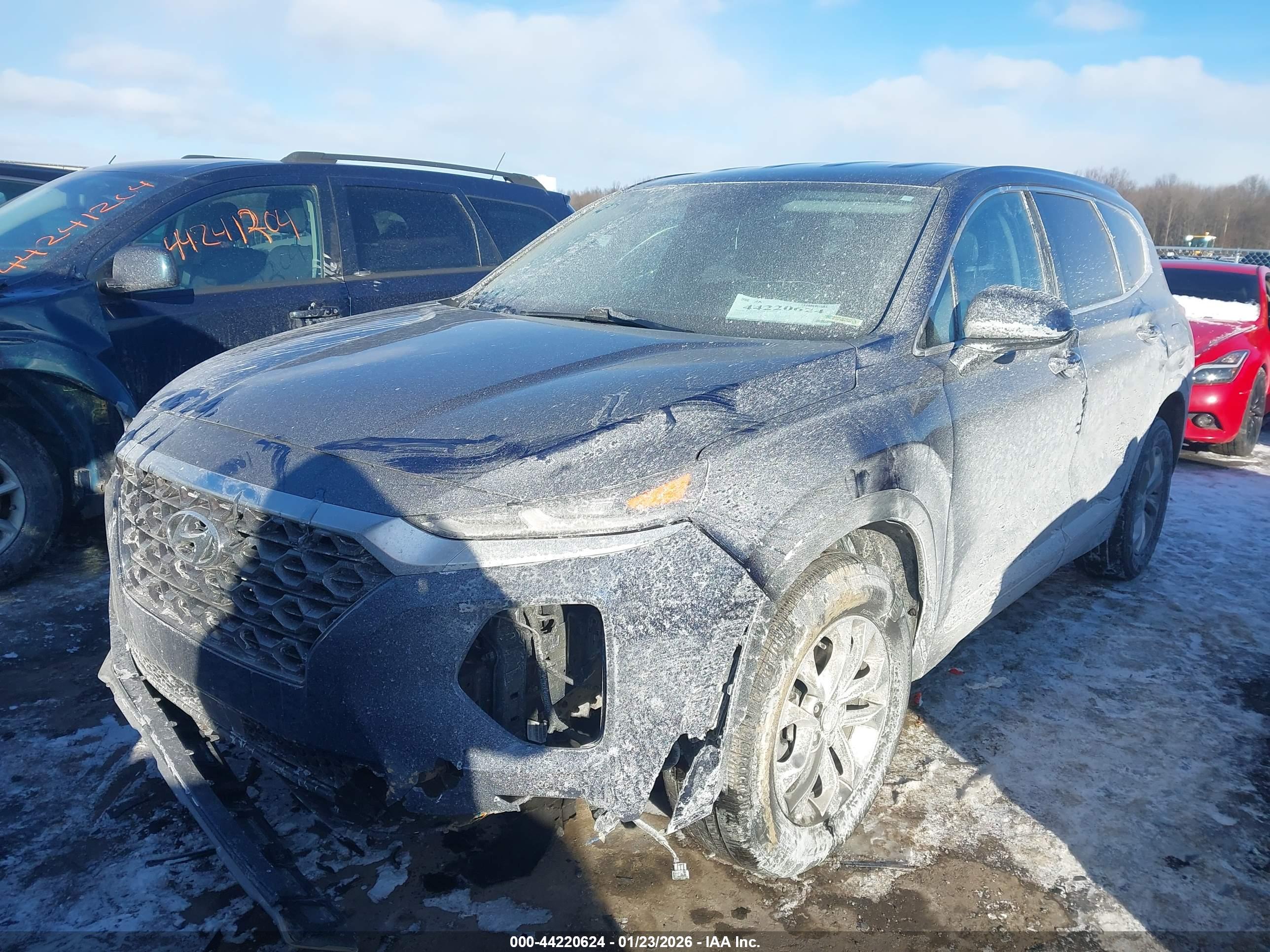 HYUNDAI SANTA image 2