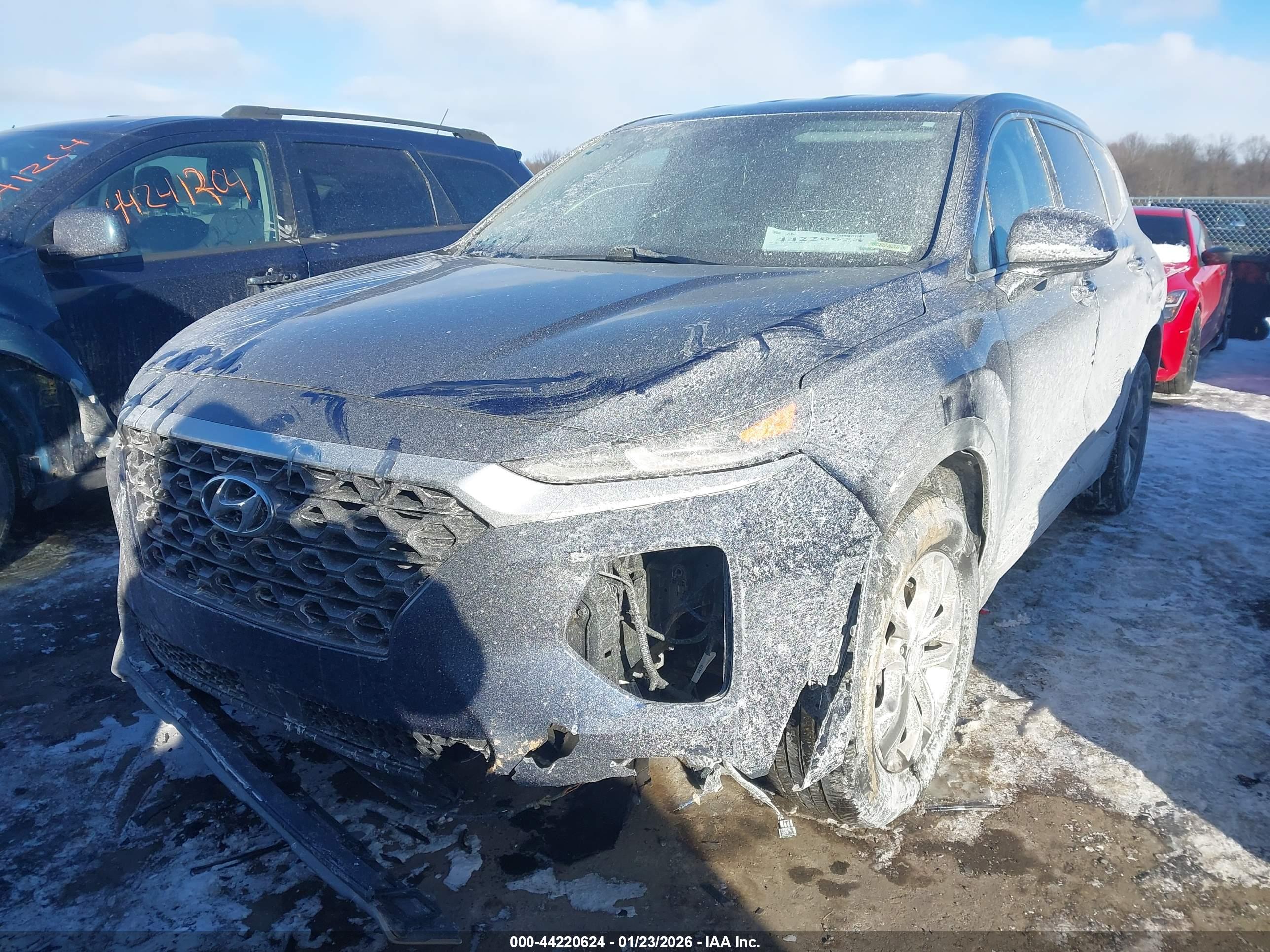 HYUNDAI SANTA image 6