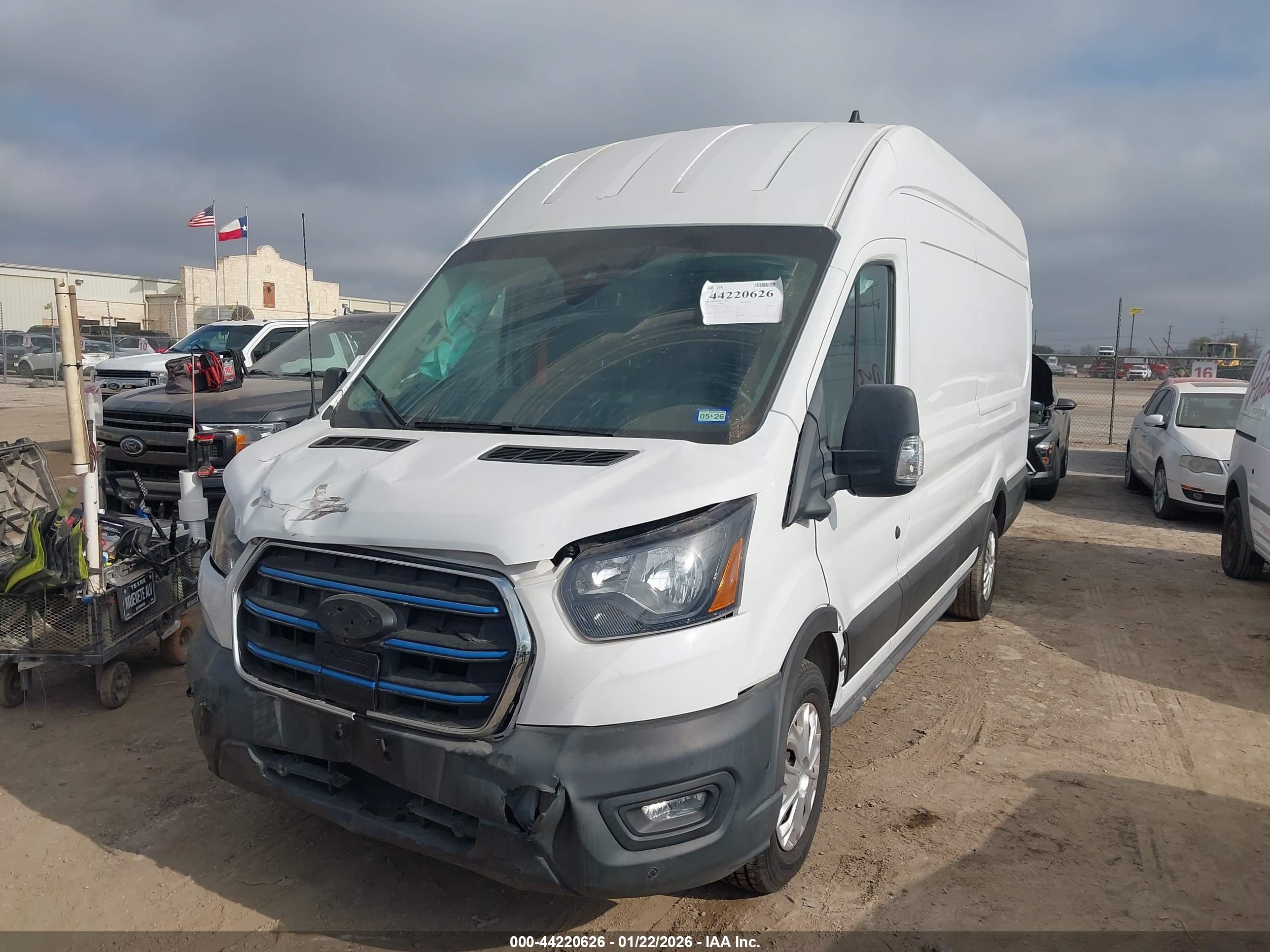 FORD E-TRANSIT-350 image 2