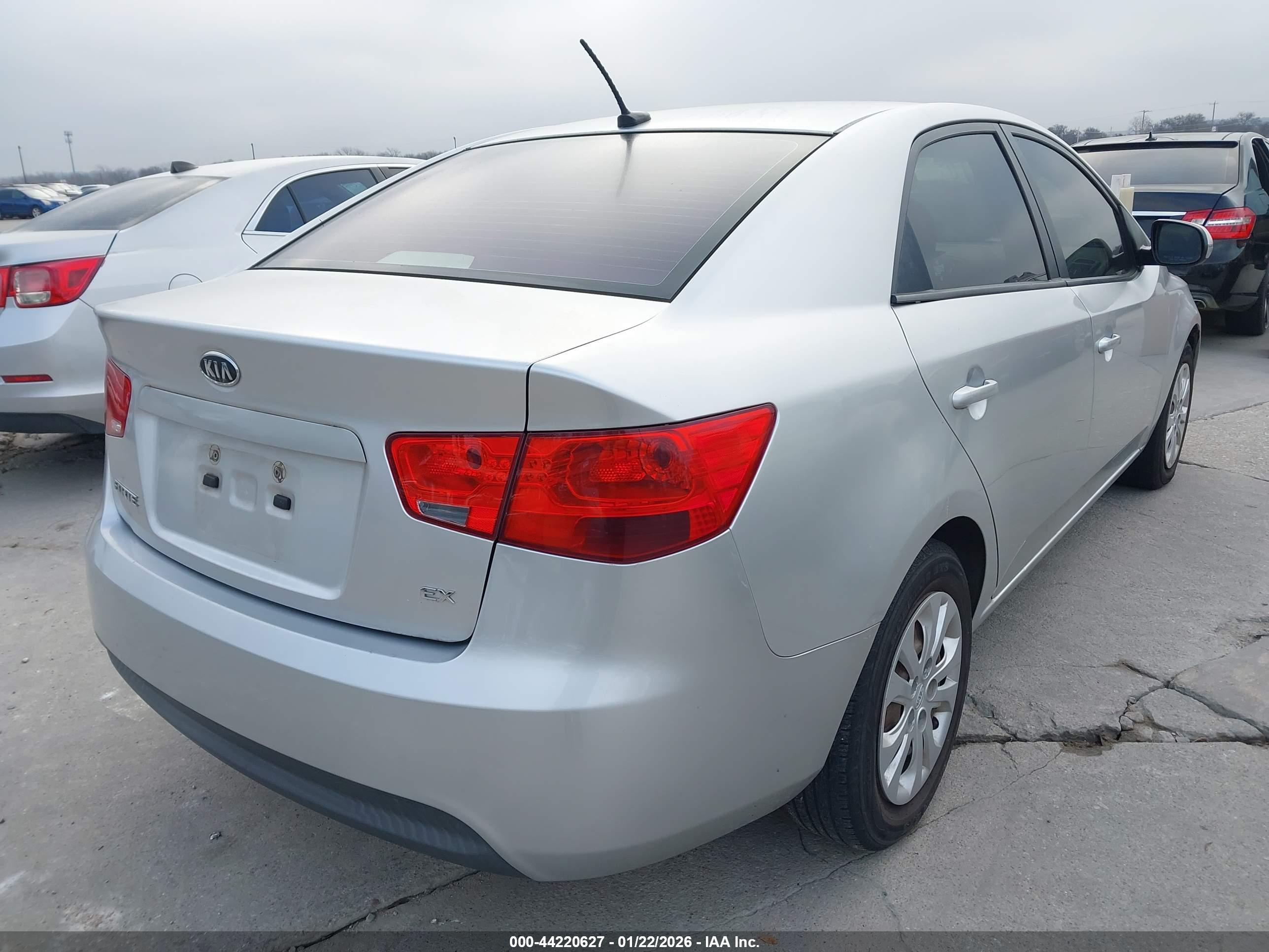 KIA FORTE image 4