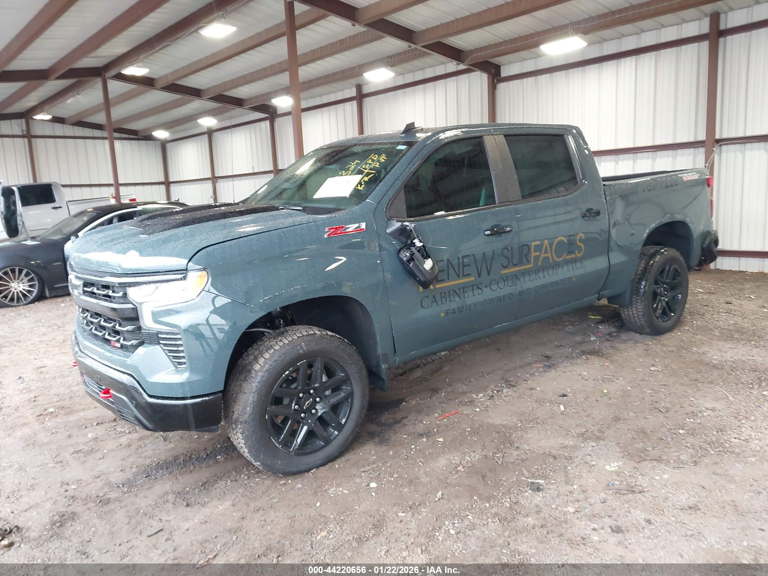CHEVROLET SILVERADO image 2