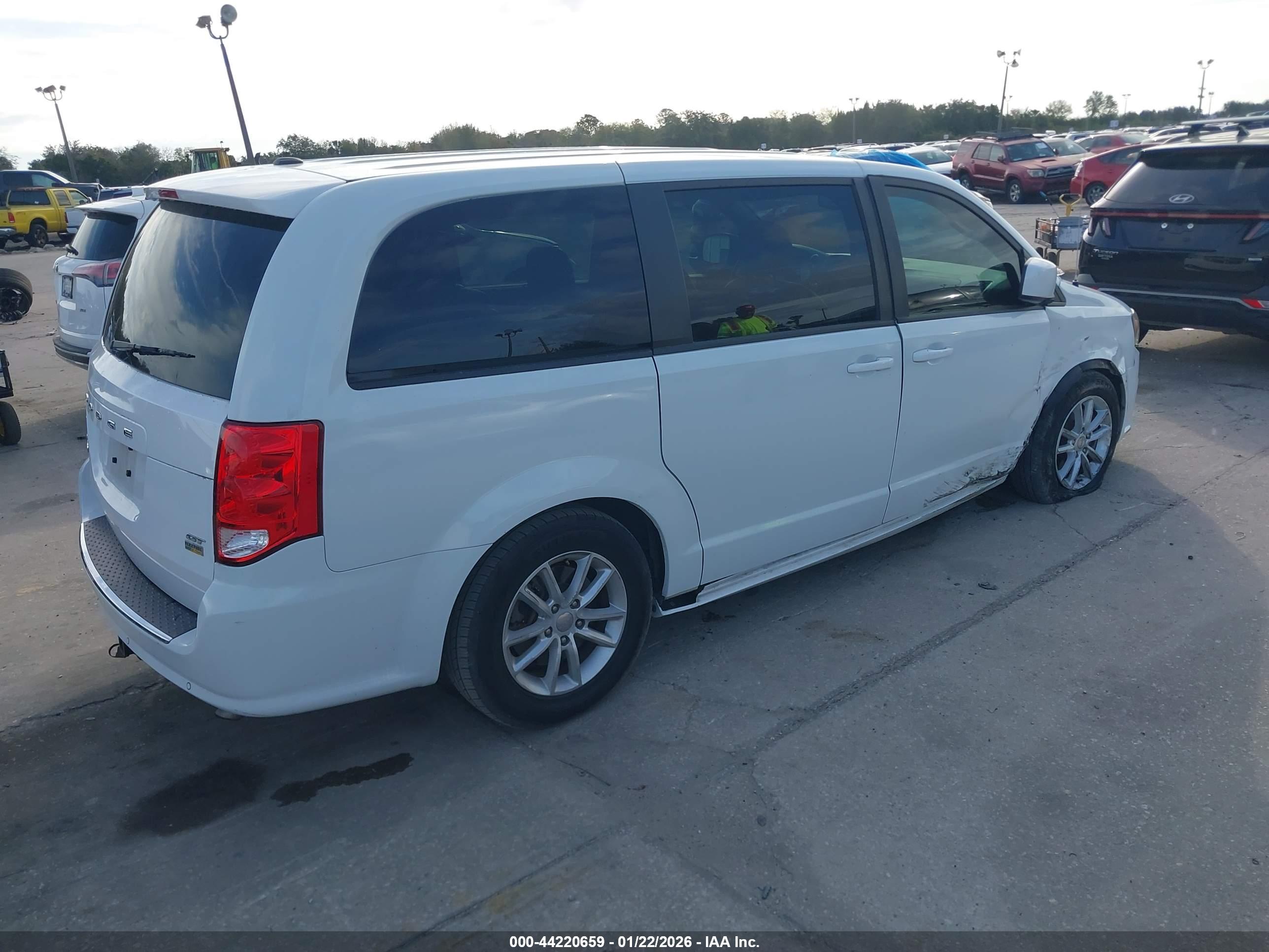 DODGE GRAND image 4