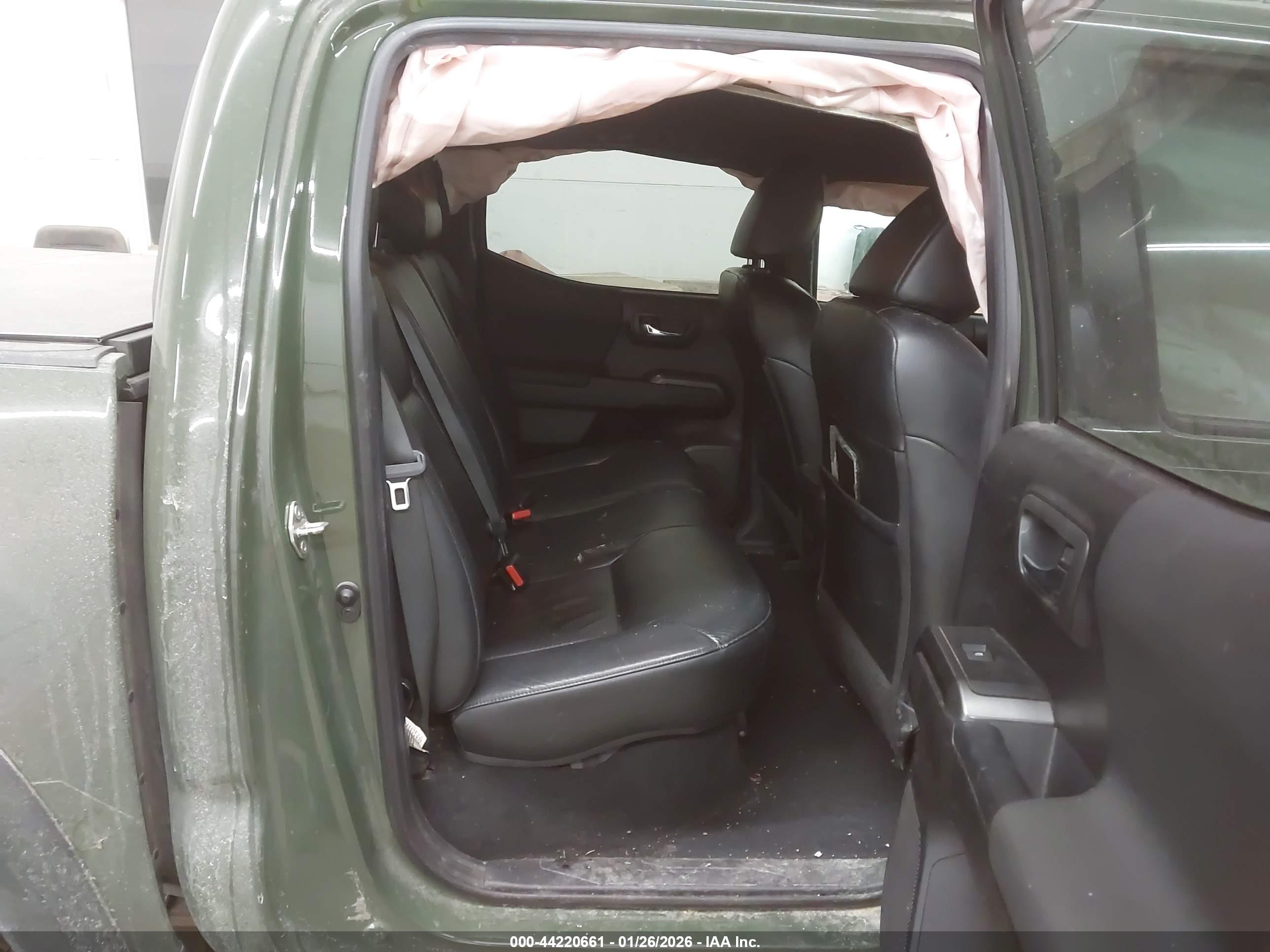 TOYOTA TACOMA image 8