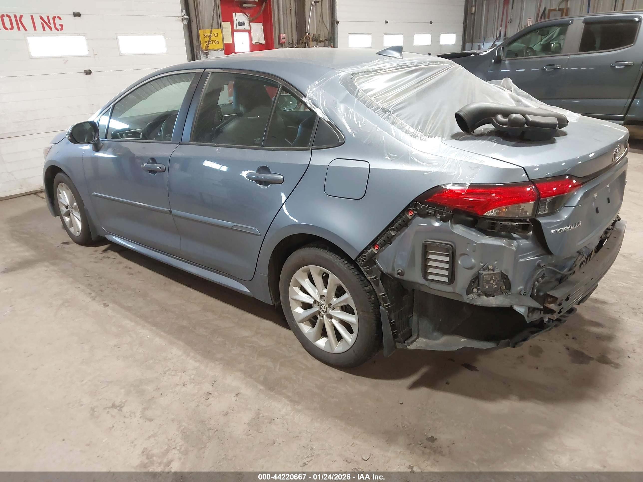 TOYOTA COROLLA image 3