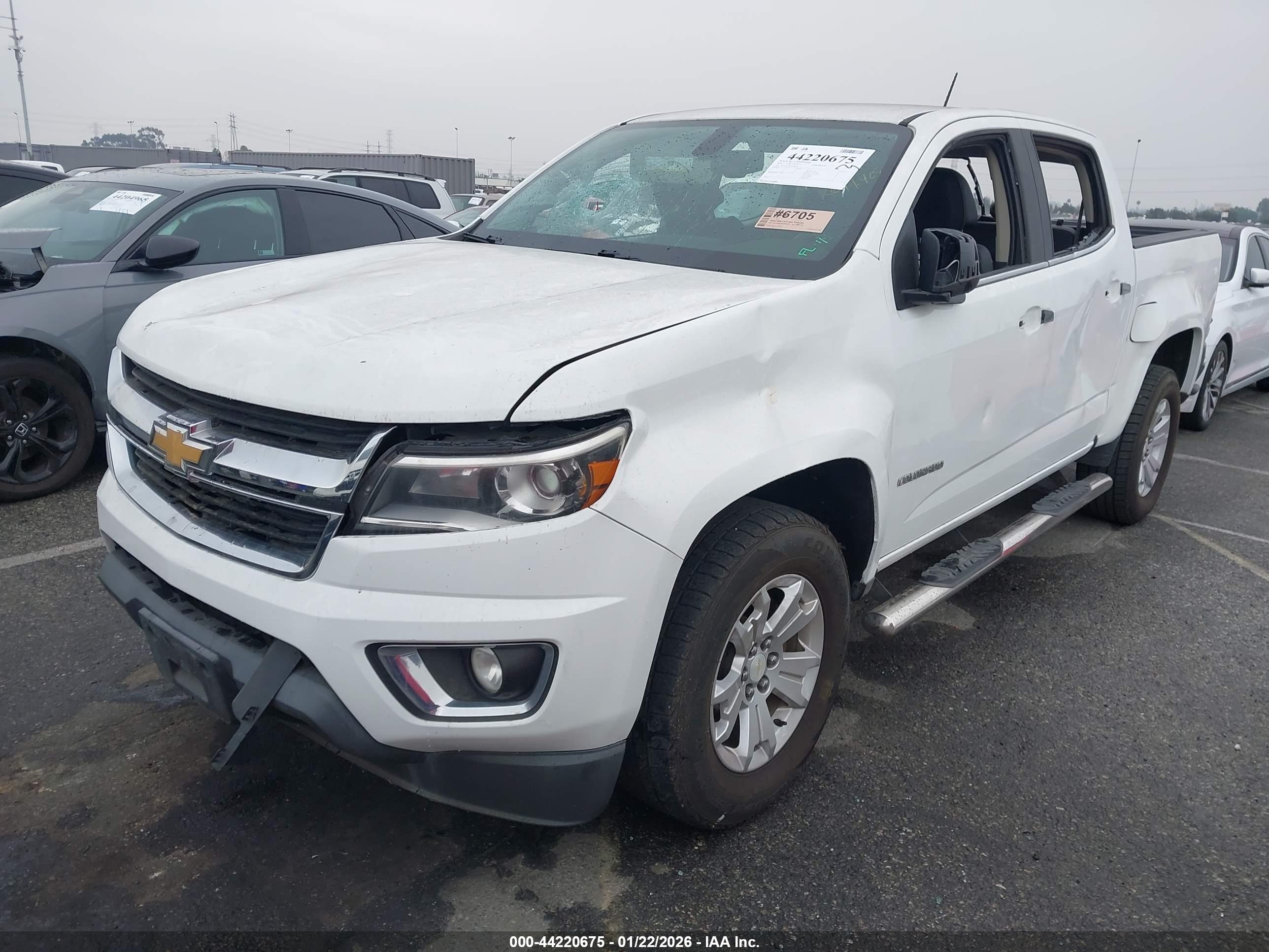 CHEVROLET COLORADO image 2