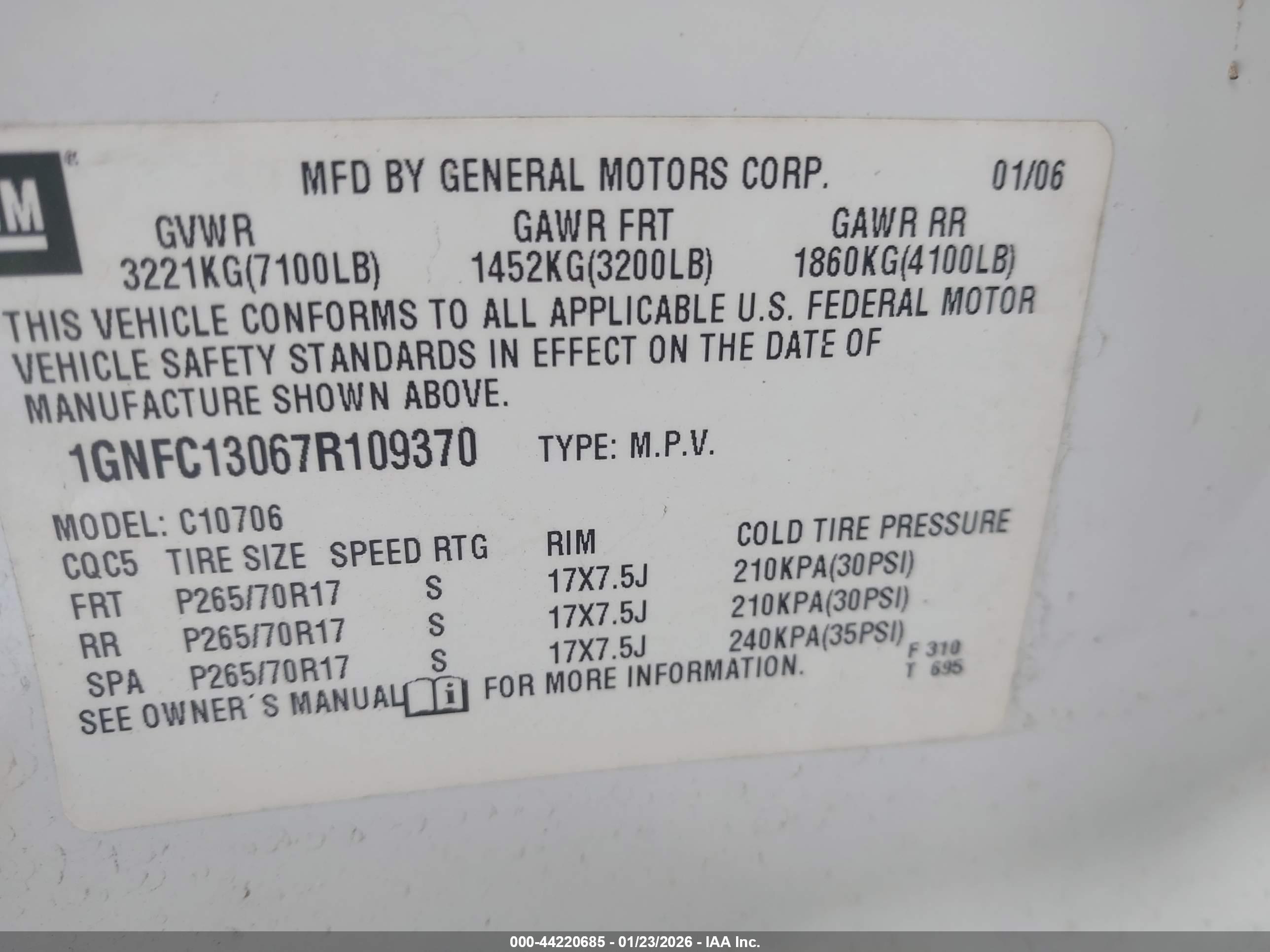CHEVROLET TAHOE image 9