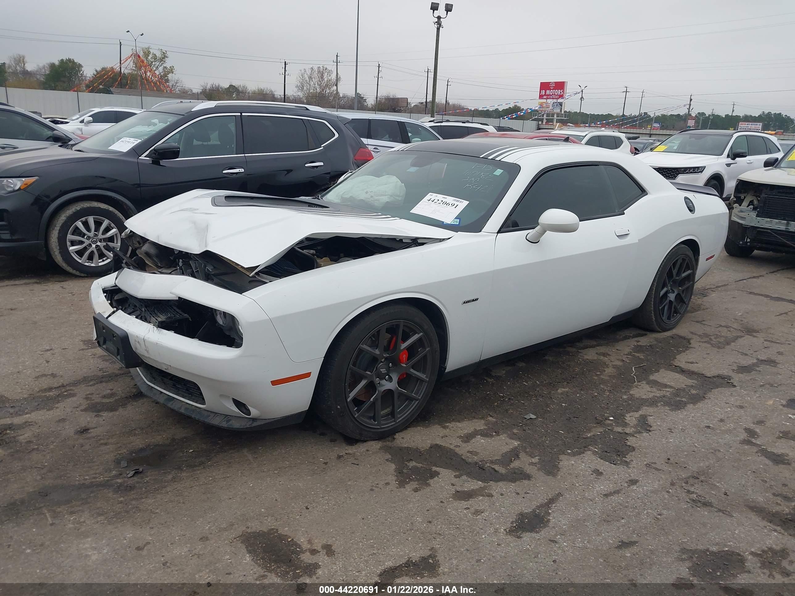 DODGE CHALLENGER image 2