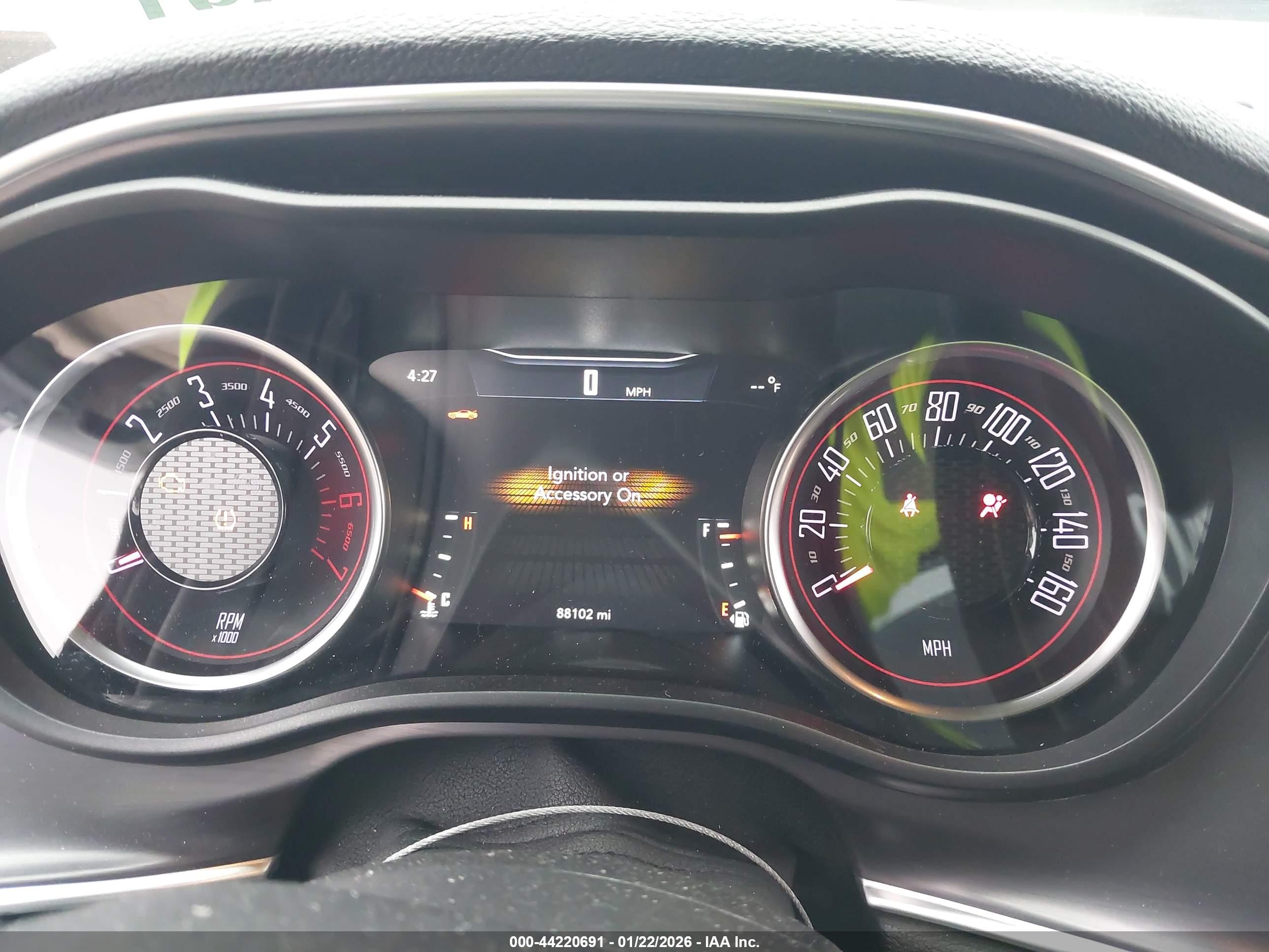 DODGE CHALLENGER image 7