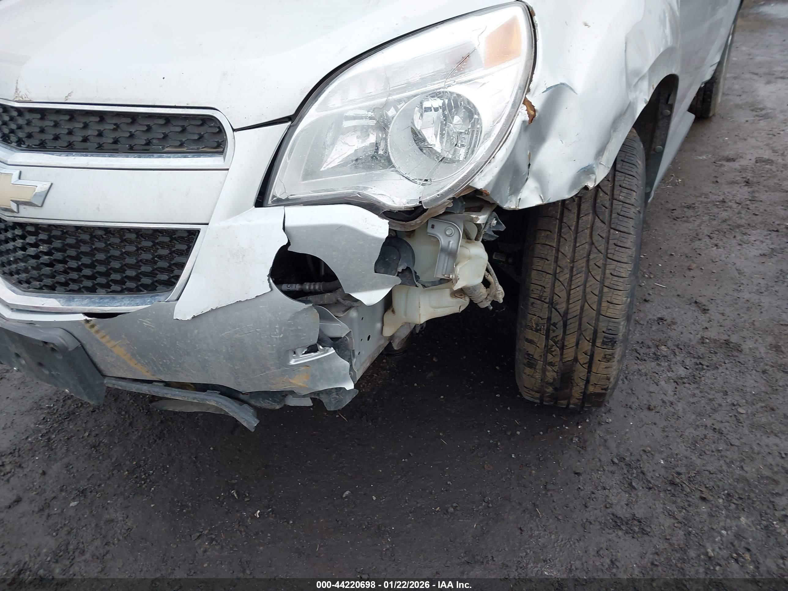 CHEVROLET EQUINOX image 6