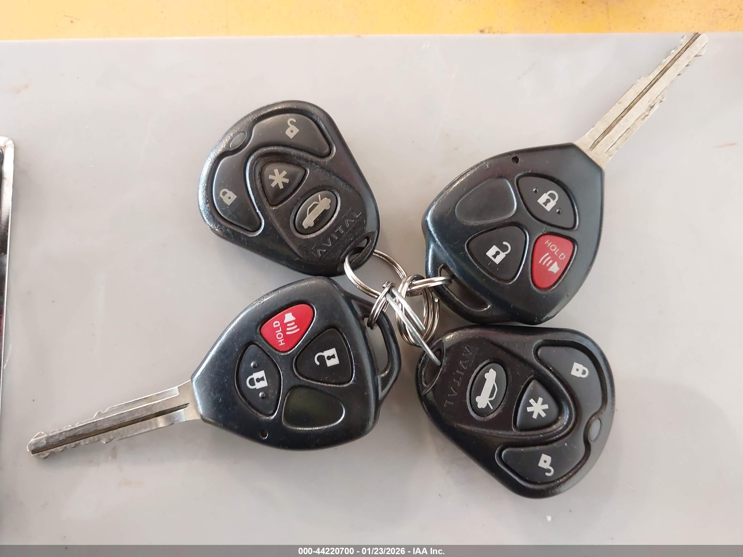 TOYOTA YARIS image 11