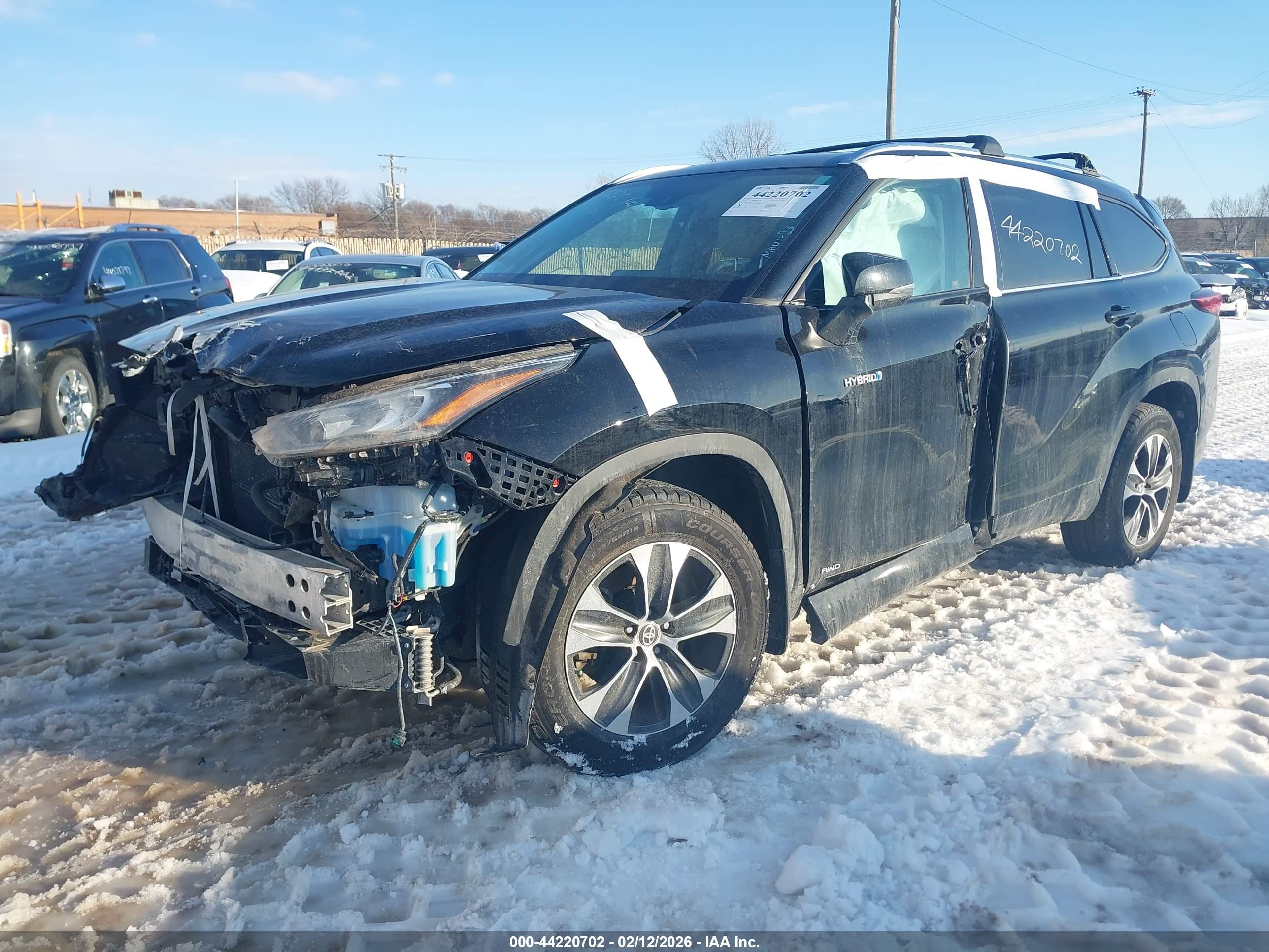 TOYOTA HIGHLANDER image 2