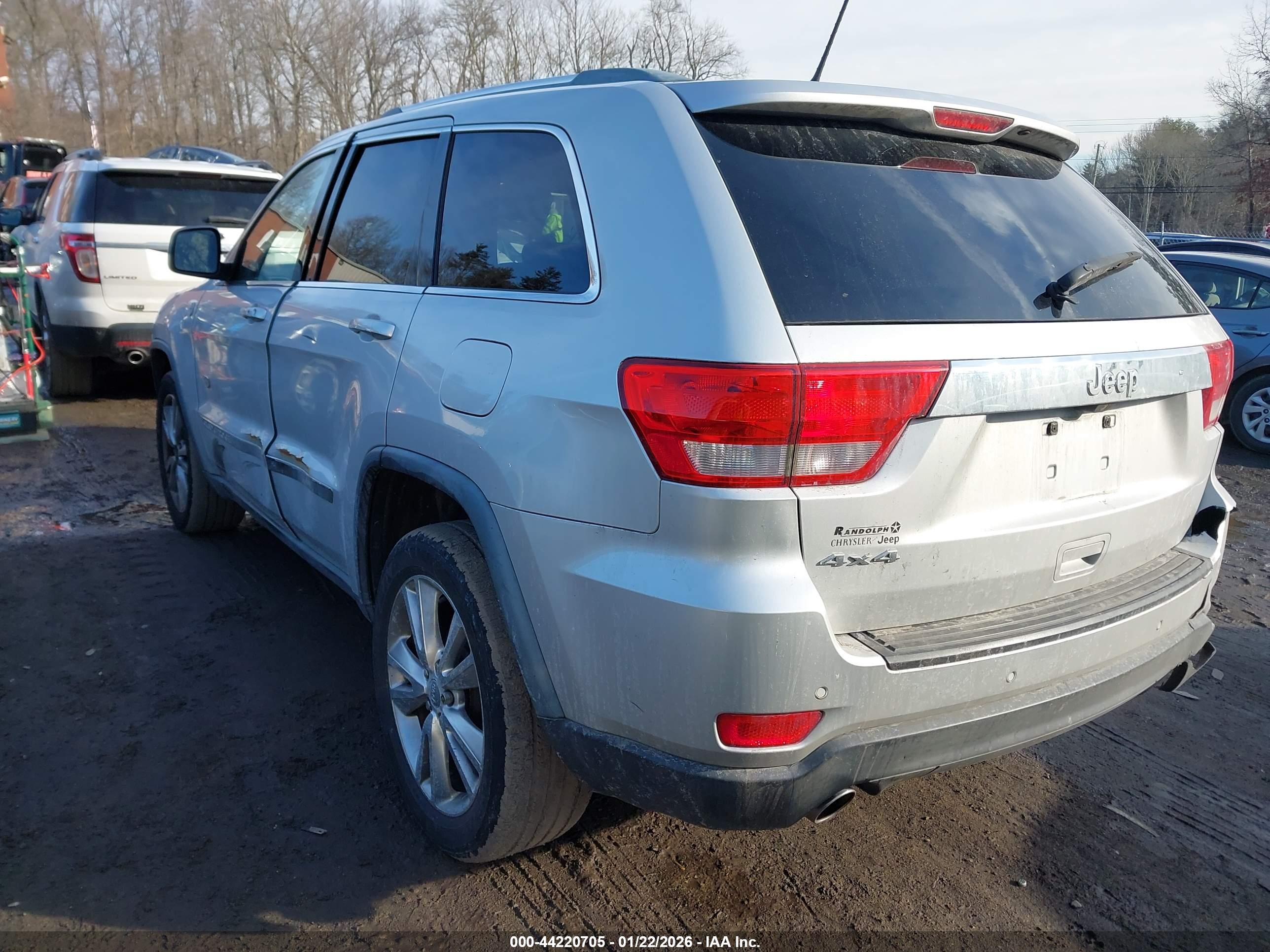 JEEP GRAND image 3