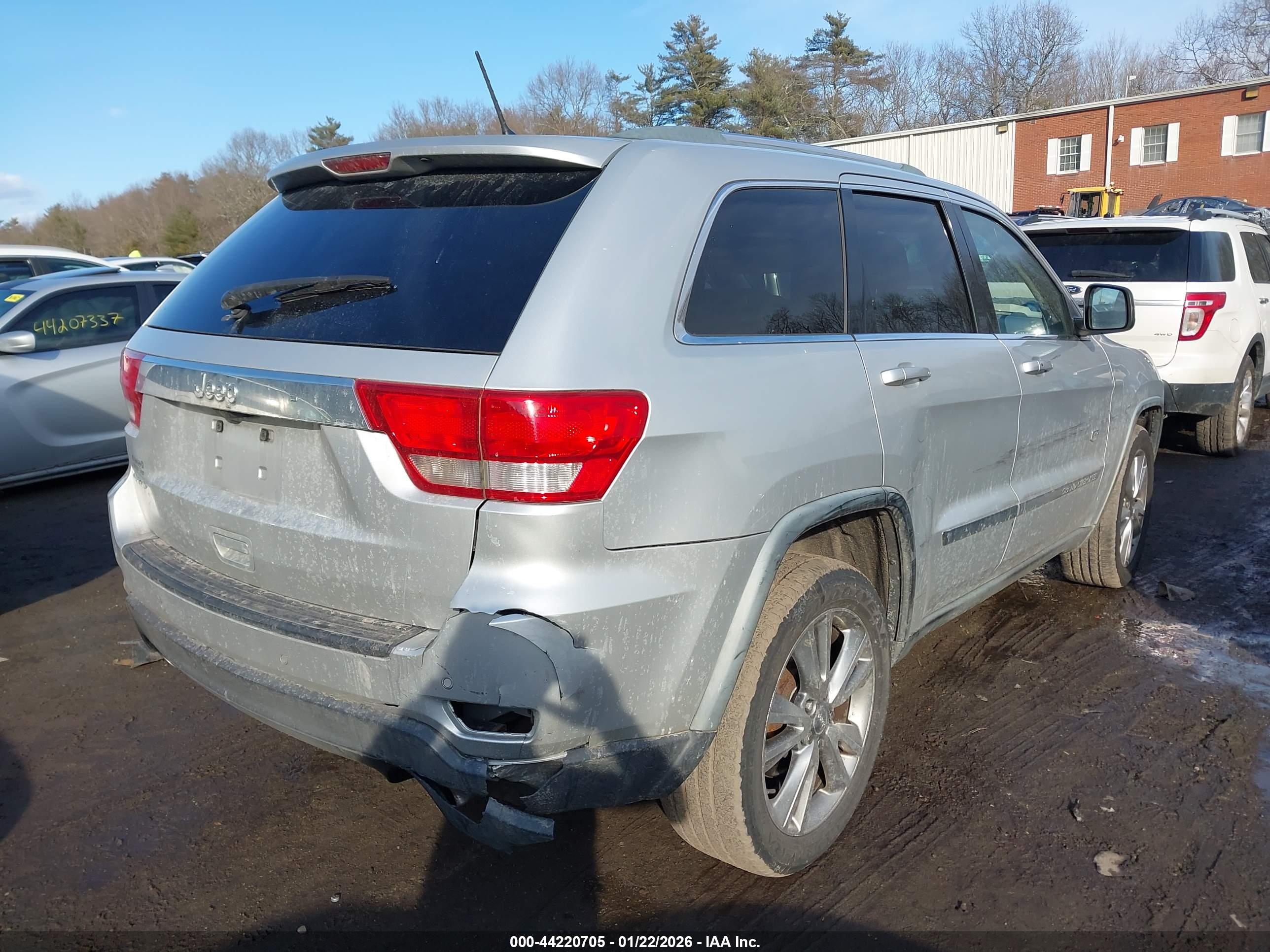 JEEP GRAND image 4