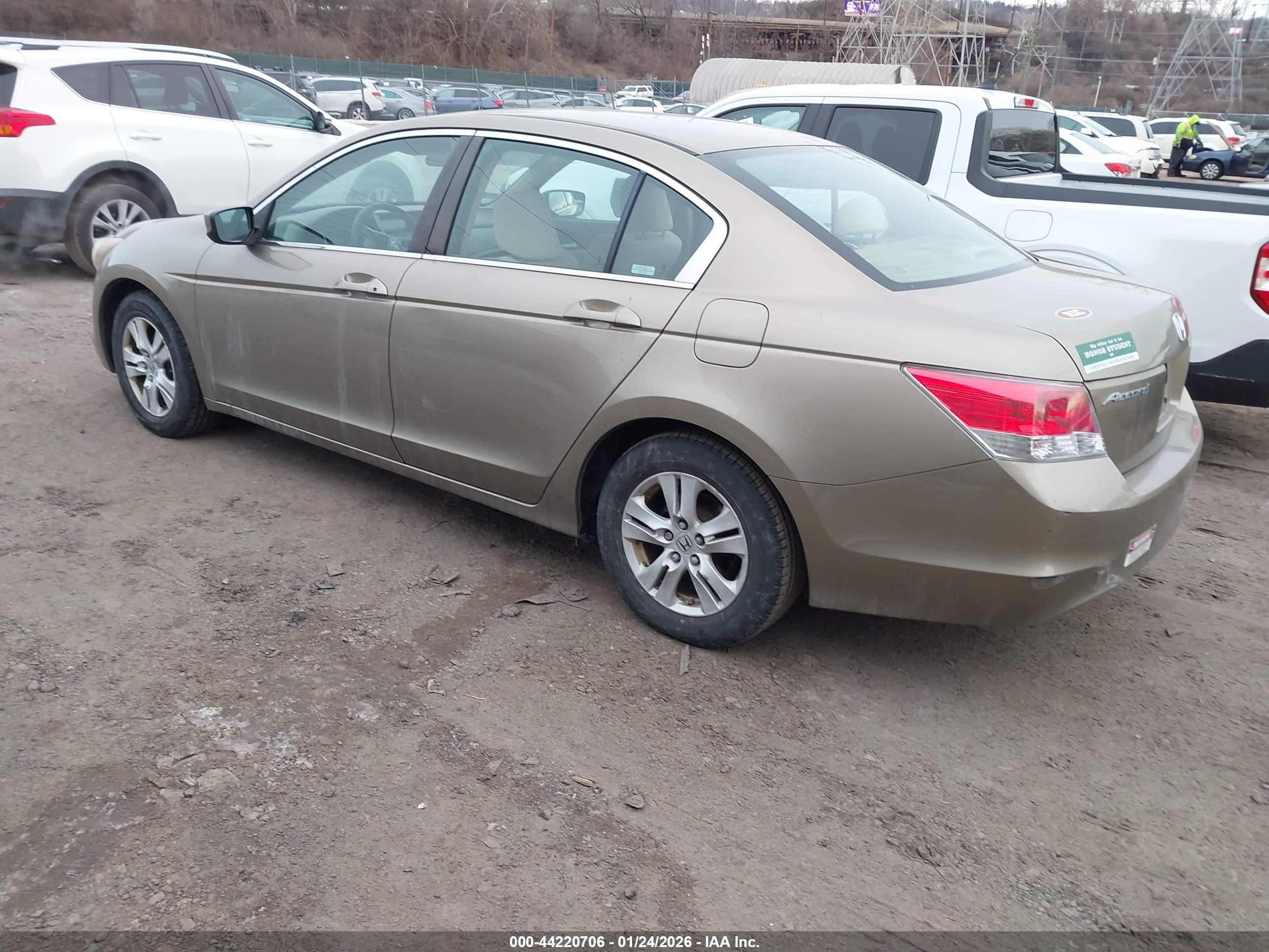 HONDA ACCORD image 3