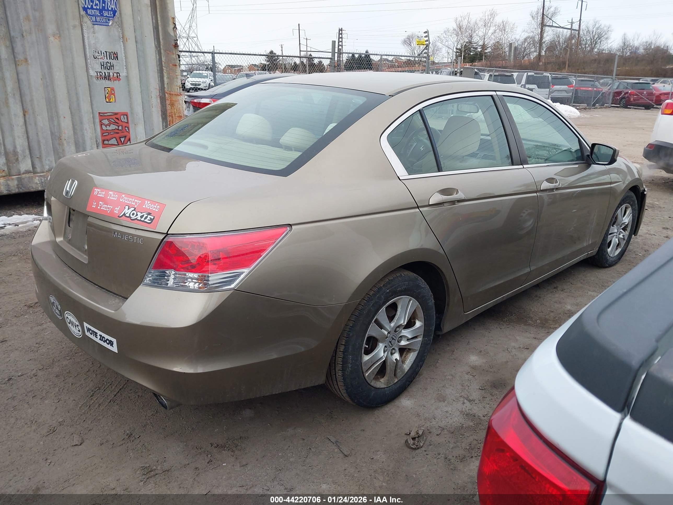 HONDA ACCORD image 4