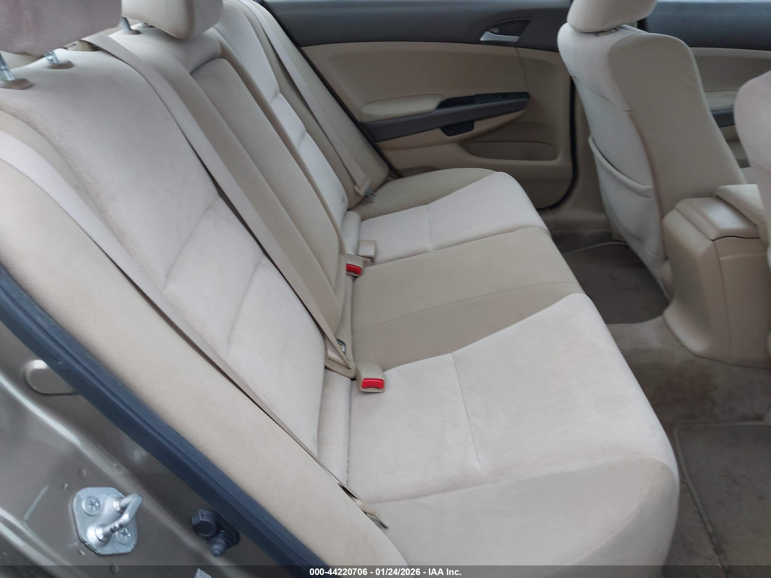 HONDA ACCORD image 8