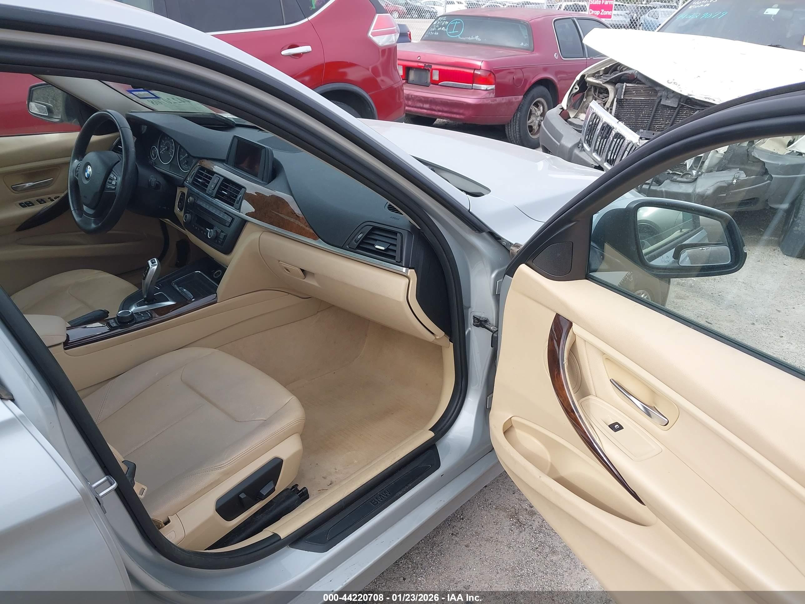 BMW 328I image 5