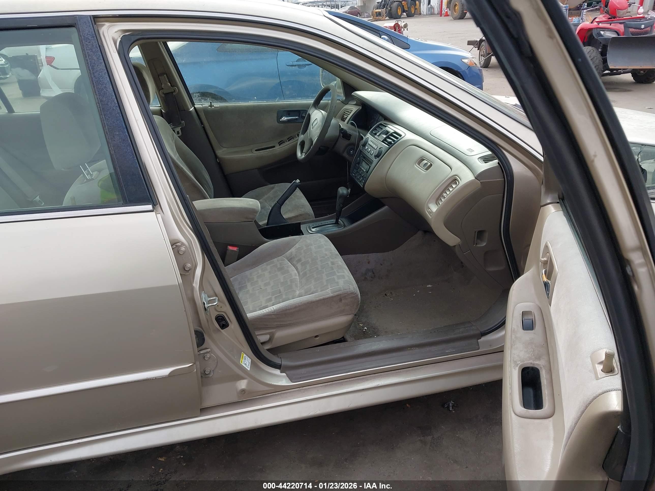 HONDA ACCORD image 5