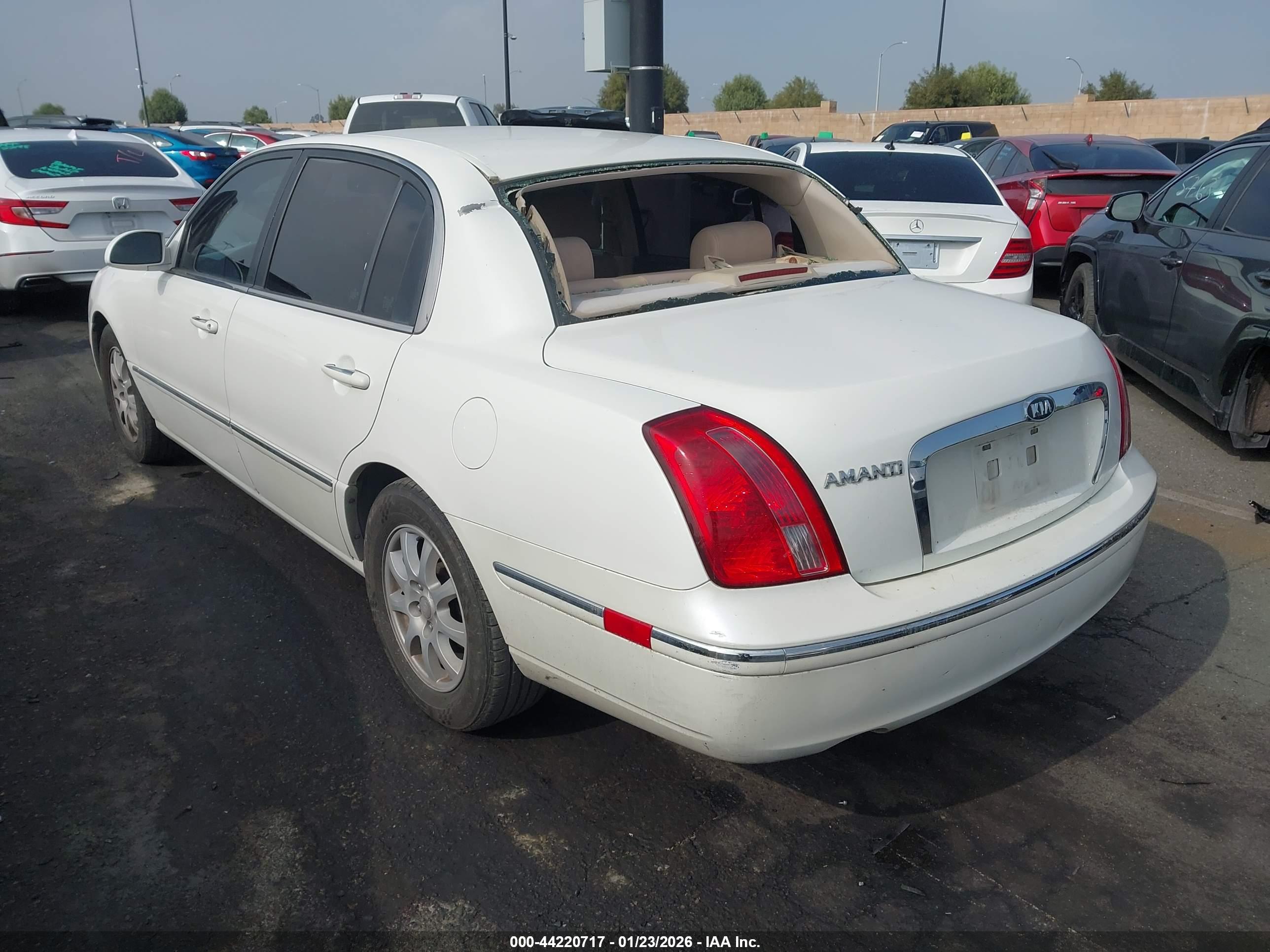 KIA AMANTI image 3
