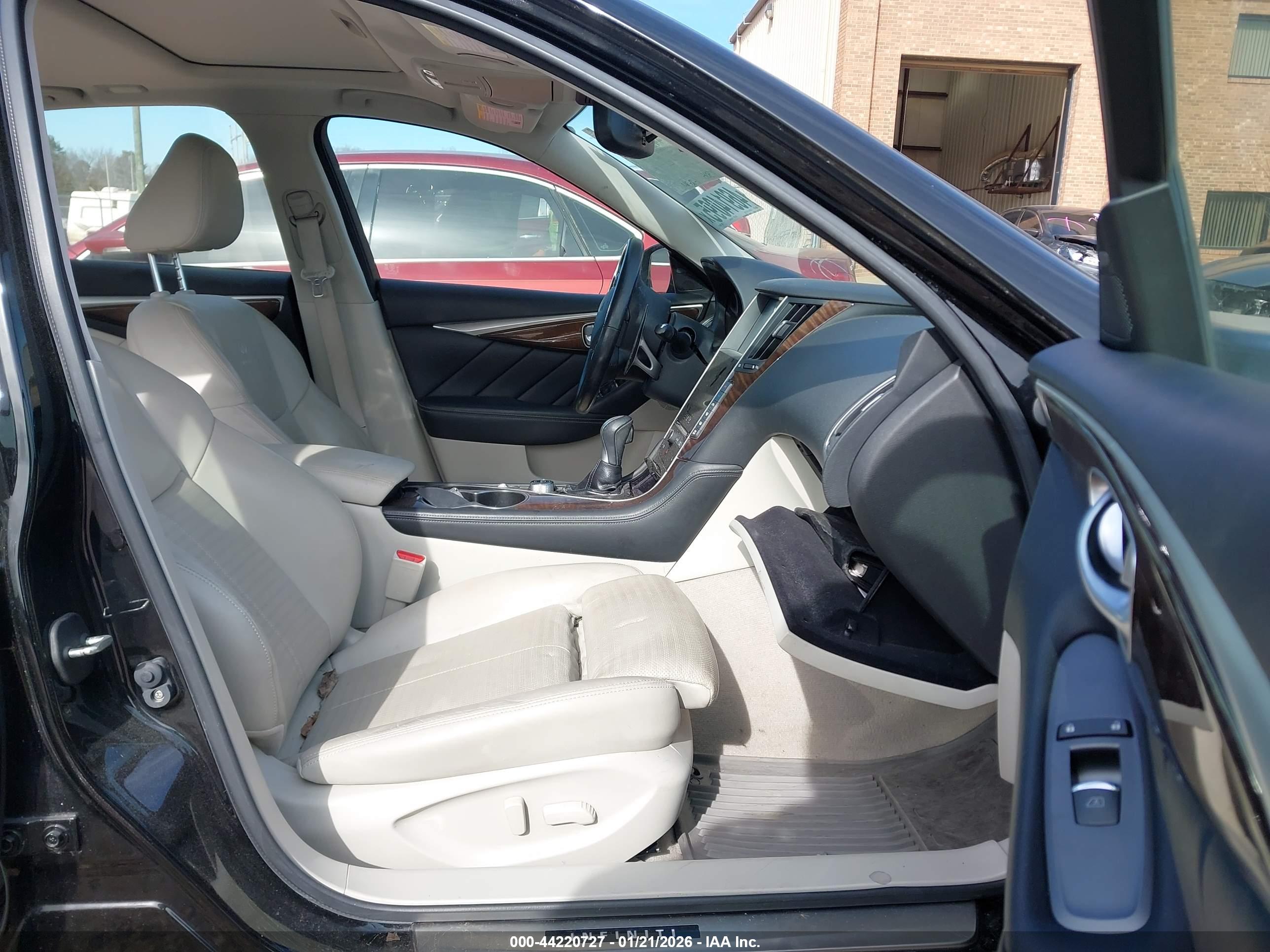 INFINITI Q50 image 5