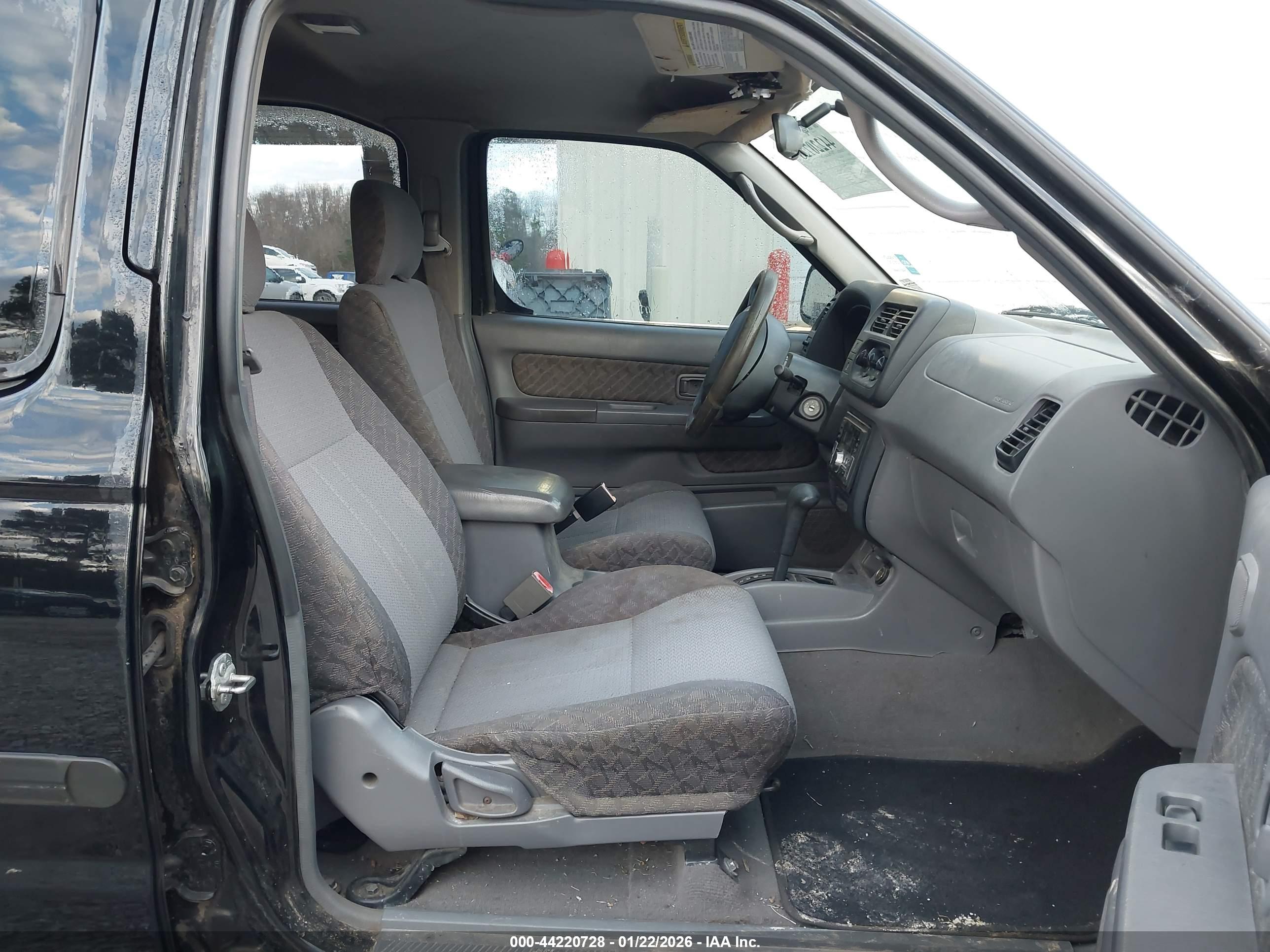 NISSAN XTERRA image 5