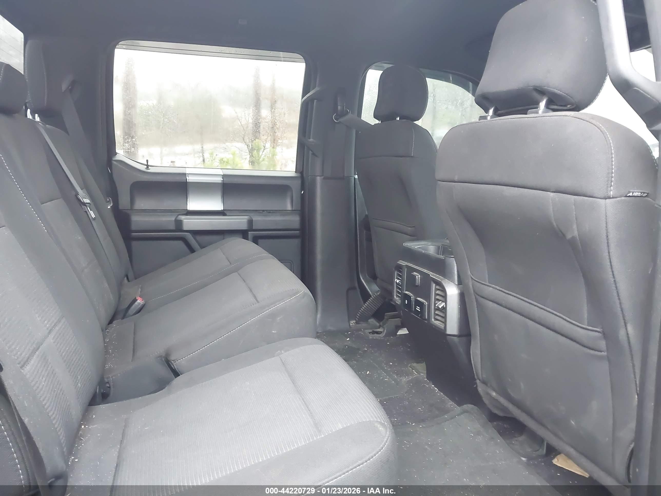 FORD F-150 image 8