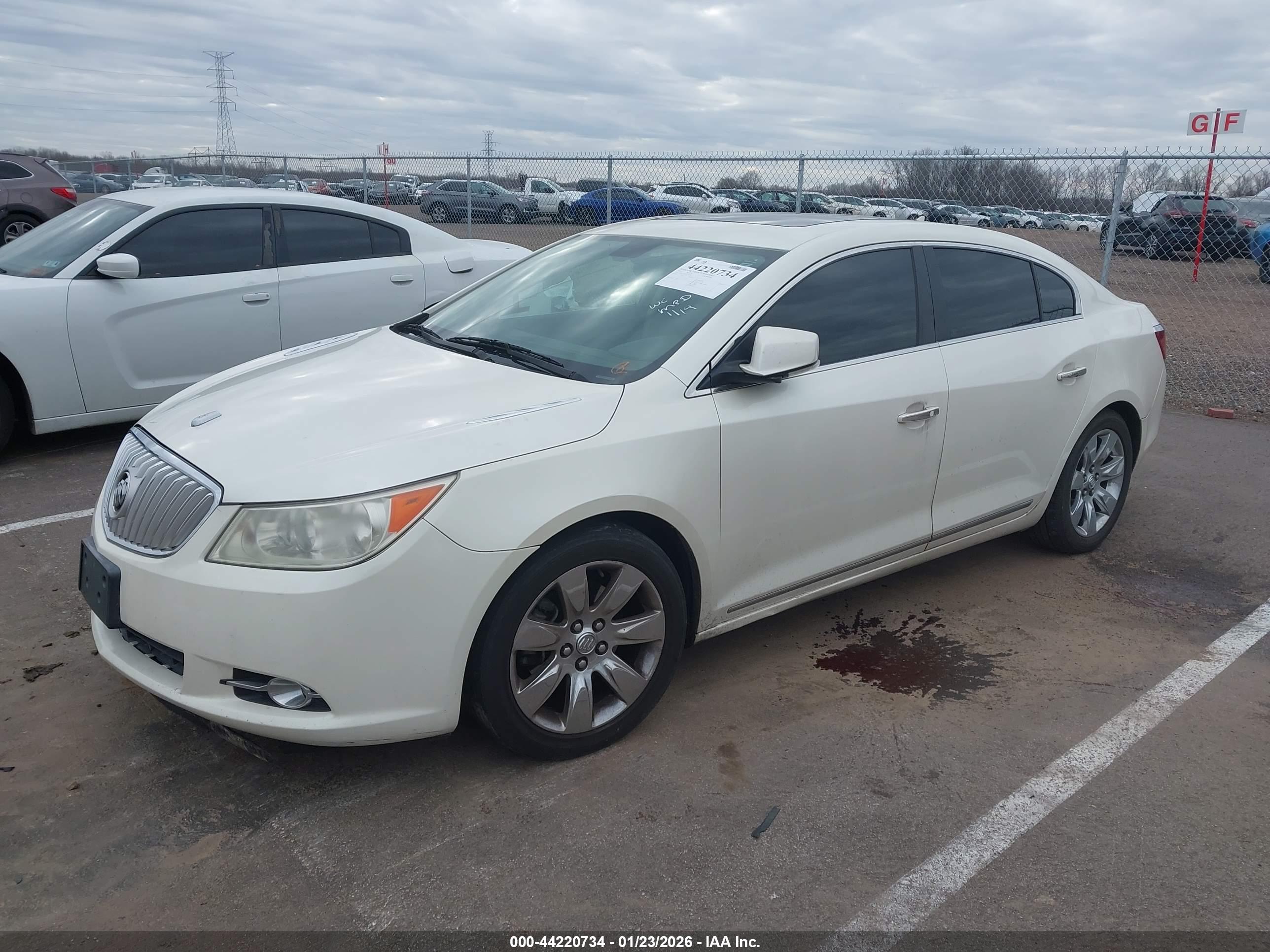 BUICK LACROSSE image 2