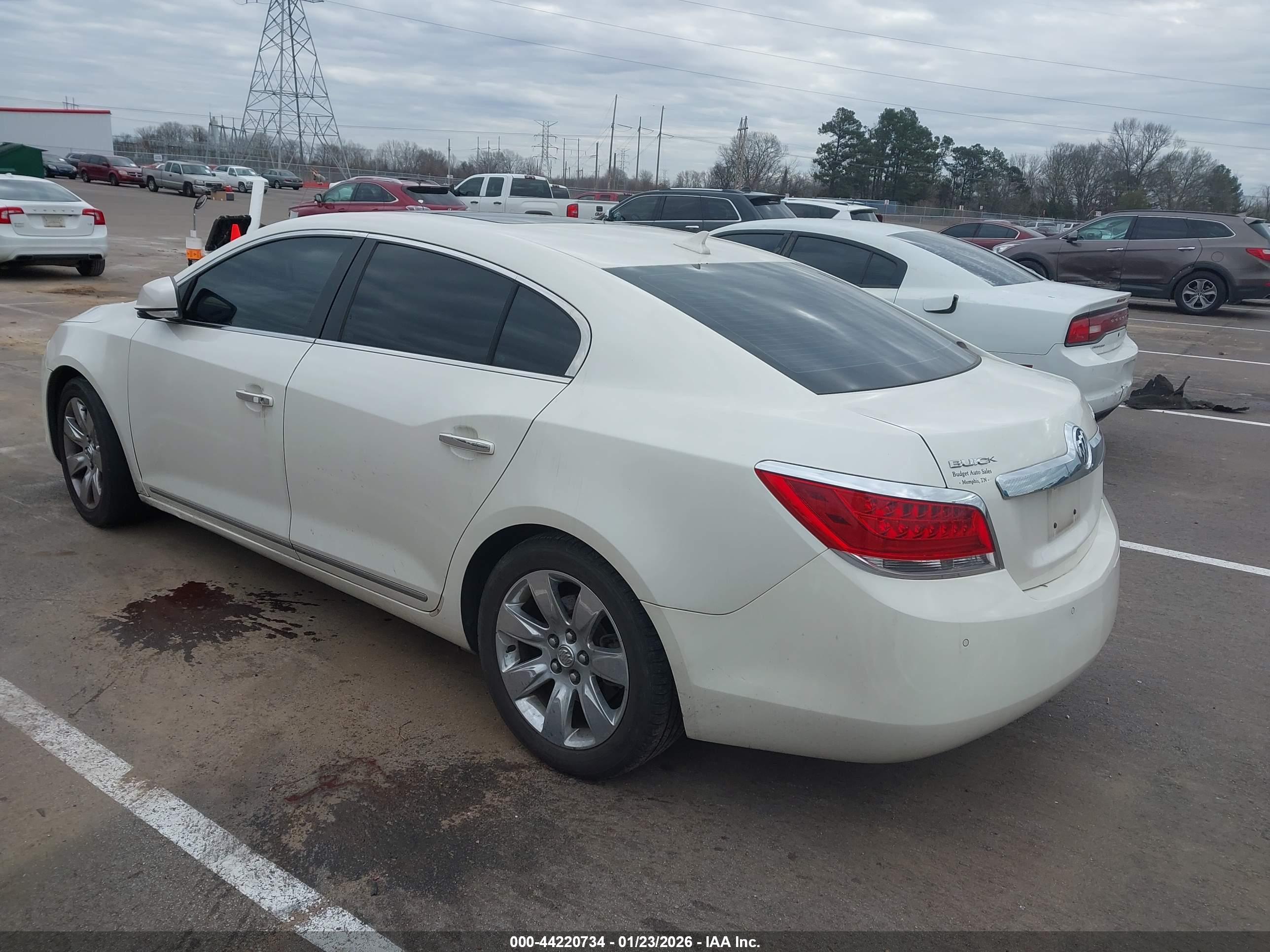 BUICK LACROSSE image 3