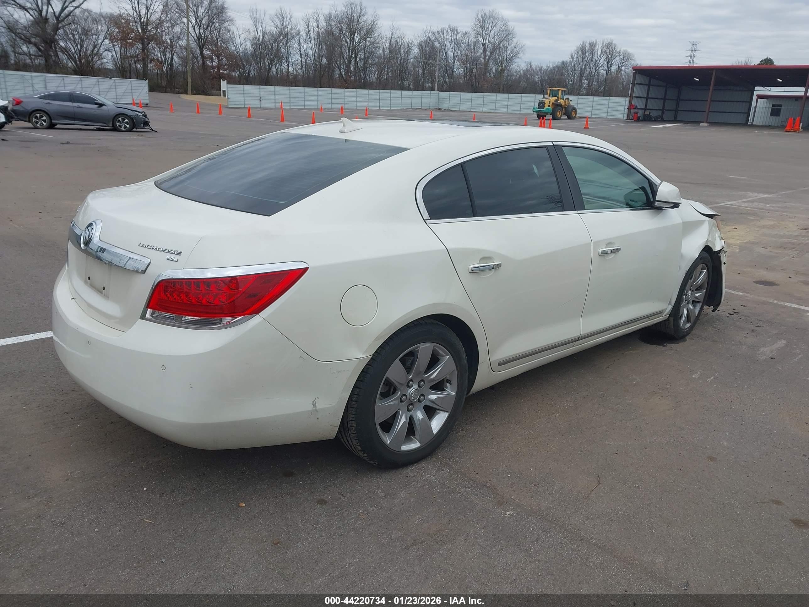 BUICK LACROSSE image 4