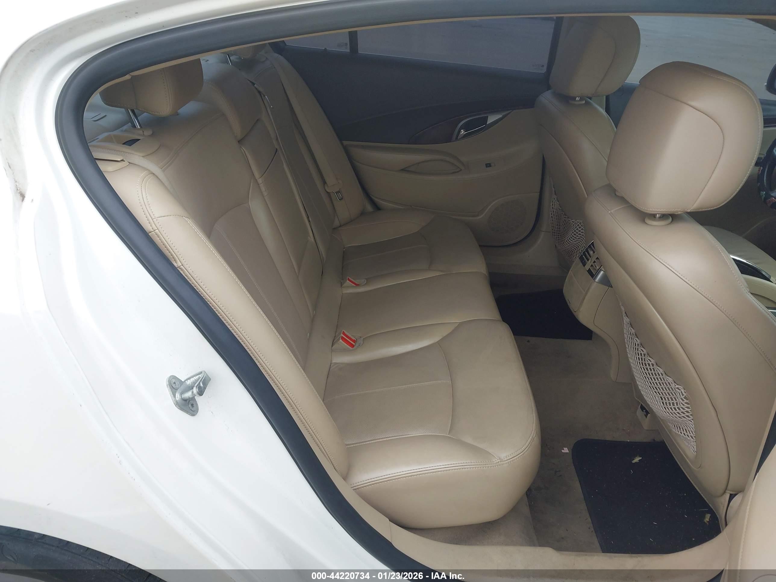BUICK LACROSSE image 8