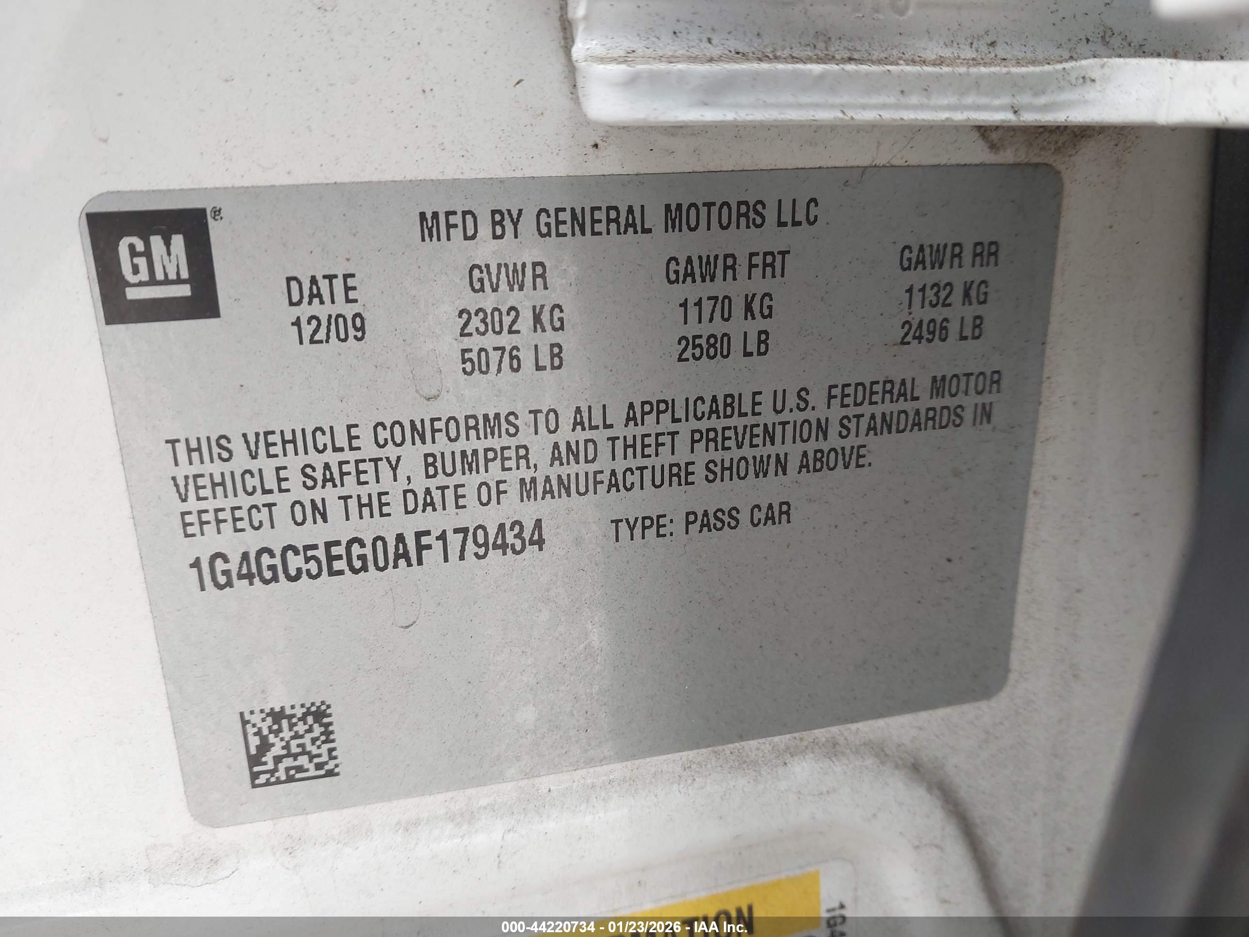 BUICK LACROSSE image 9