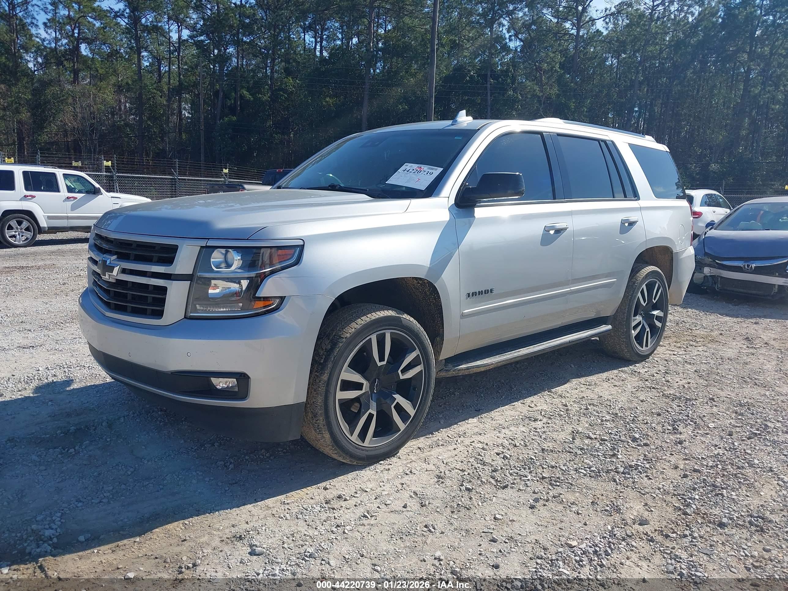 CHEVROLET TAHOE image 2