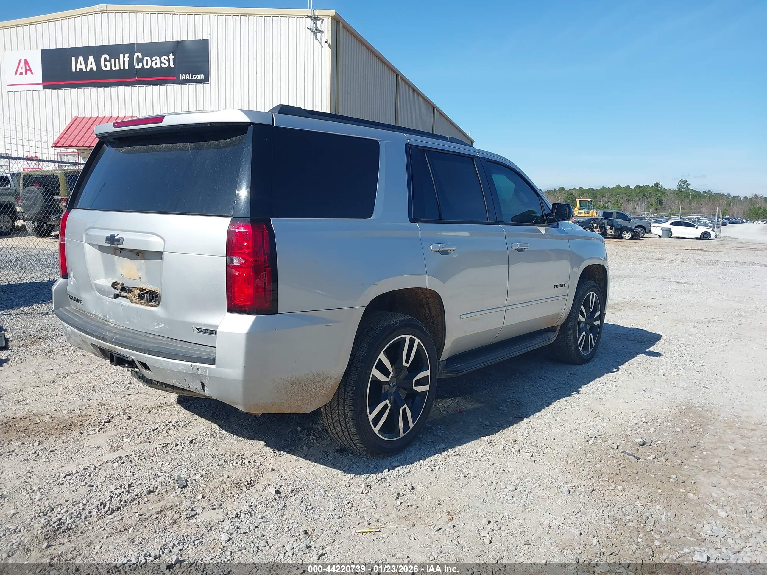 CHEVROLET TAHOE image 4