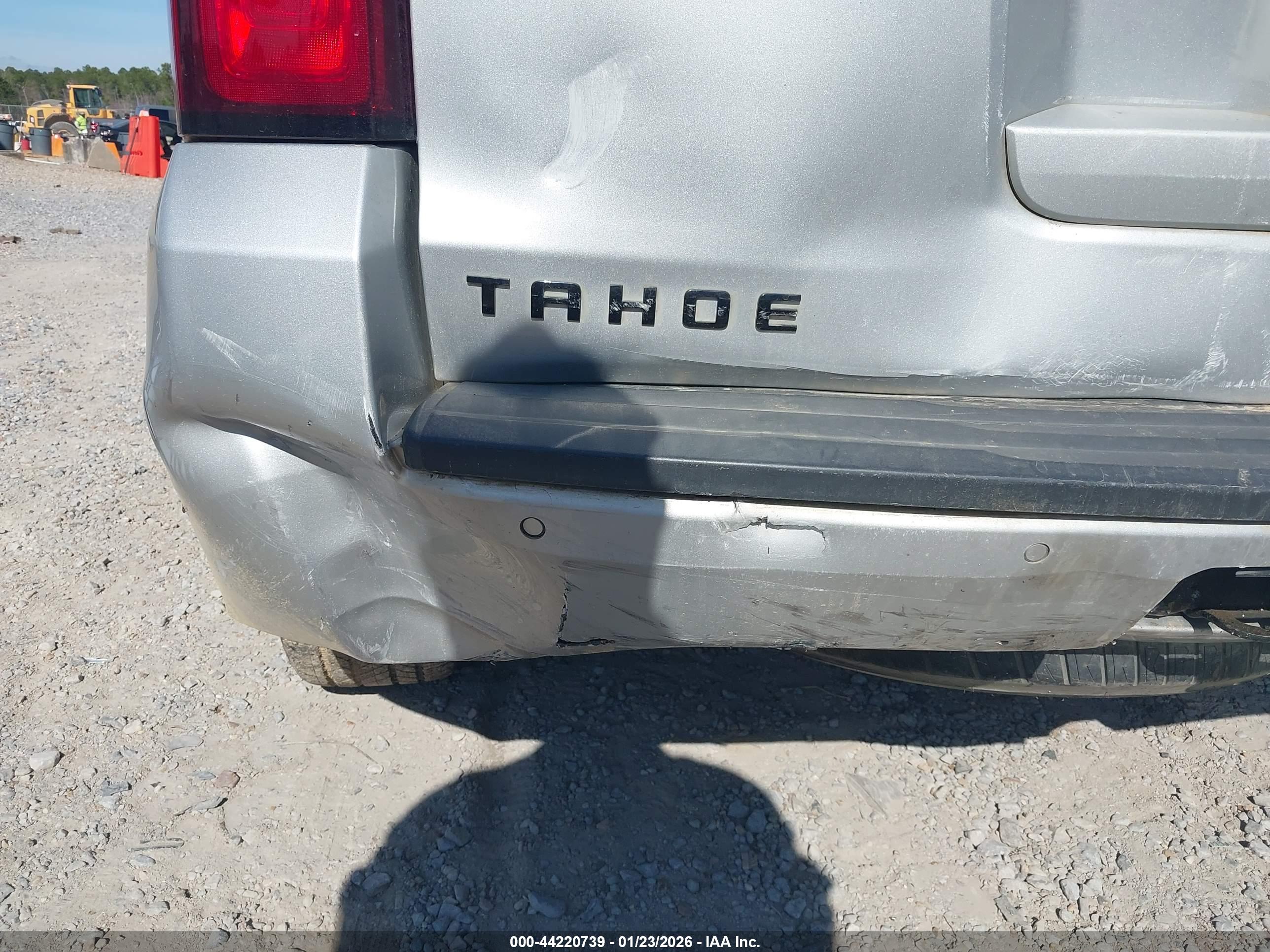 CHEVROLET TAHOE image 6