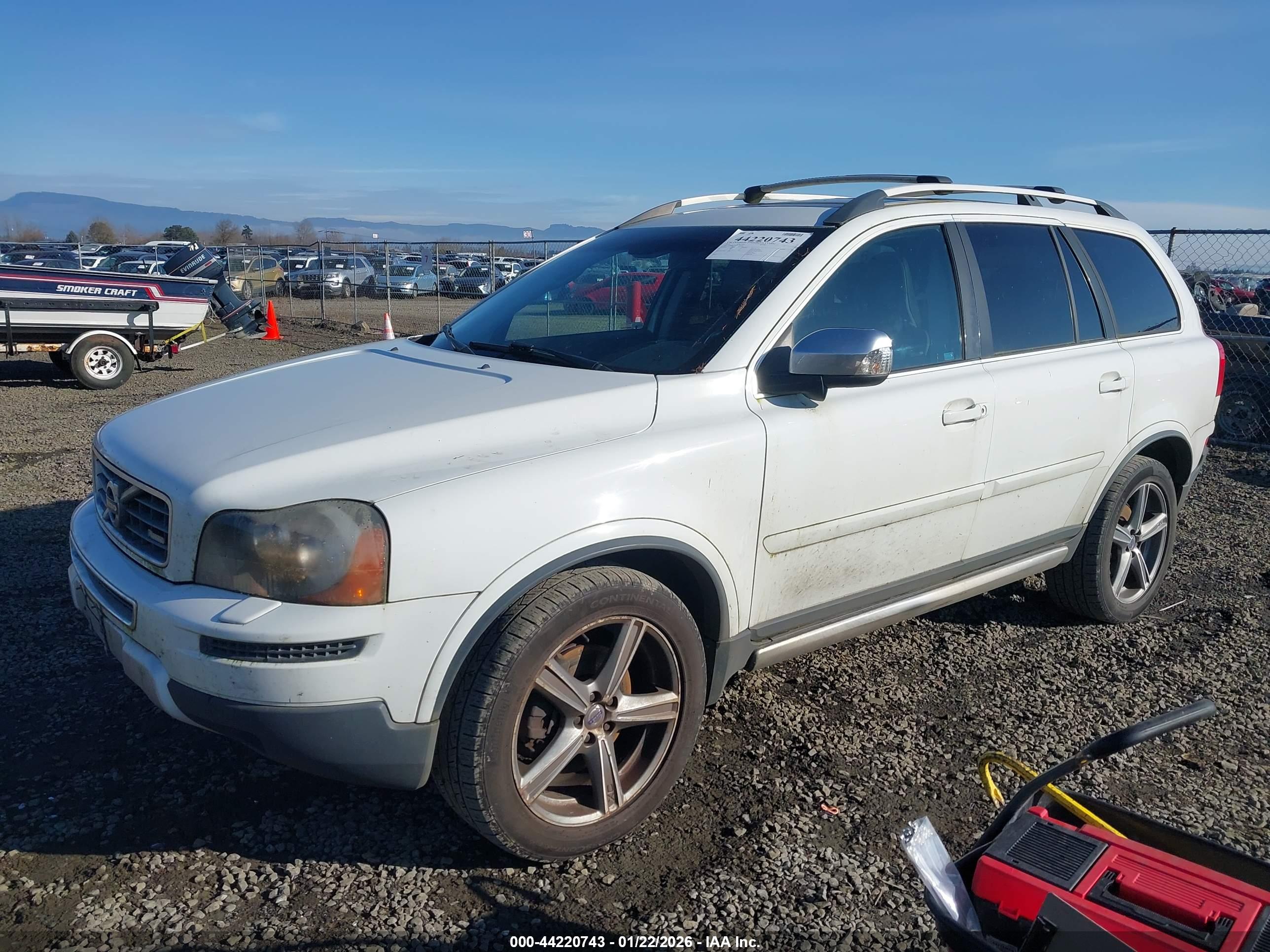 VOLVO XC90 image 2