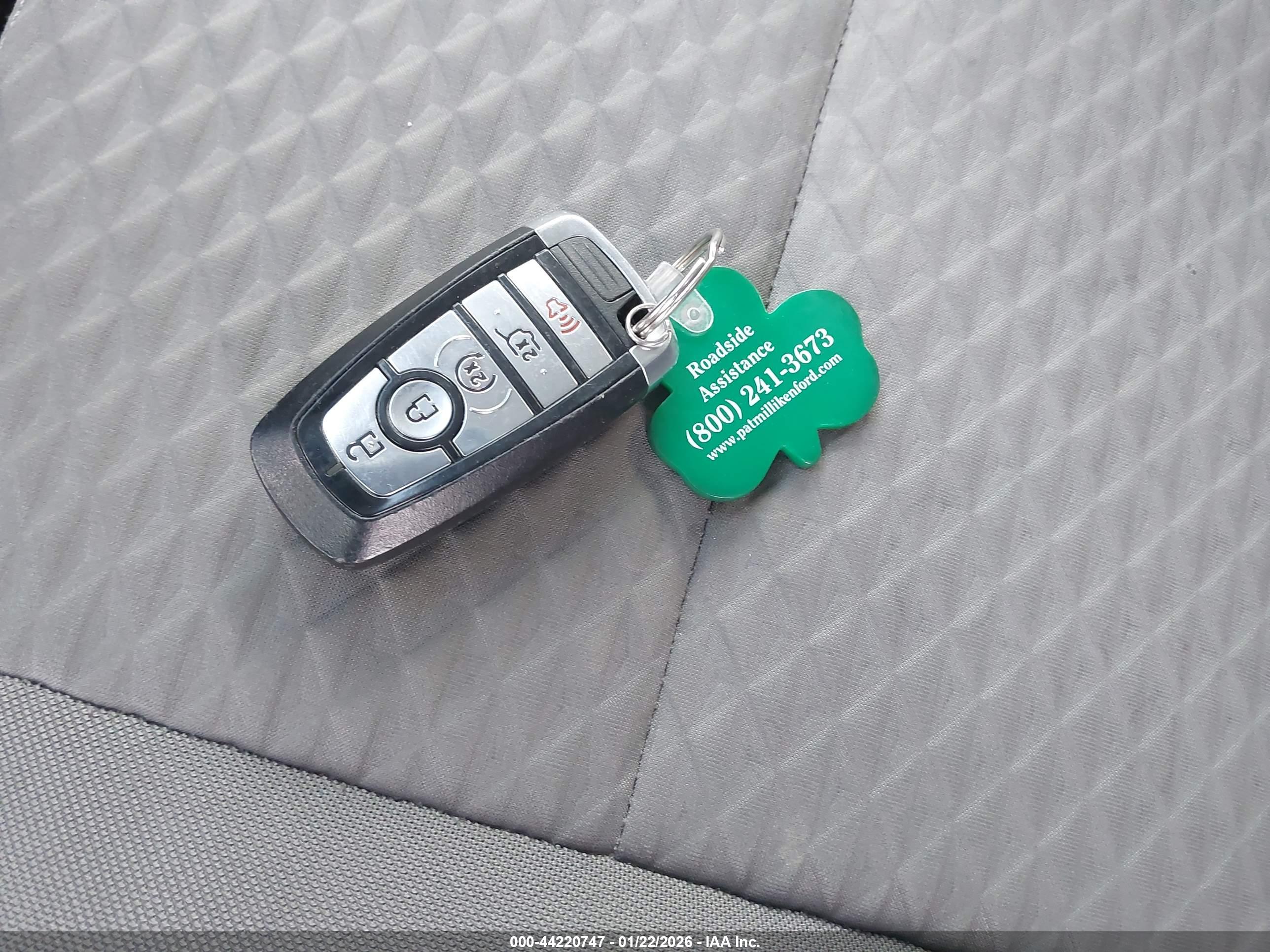 FORD ESCAPE image 11