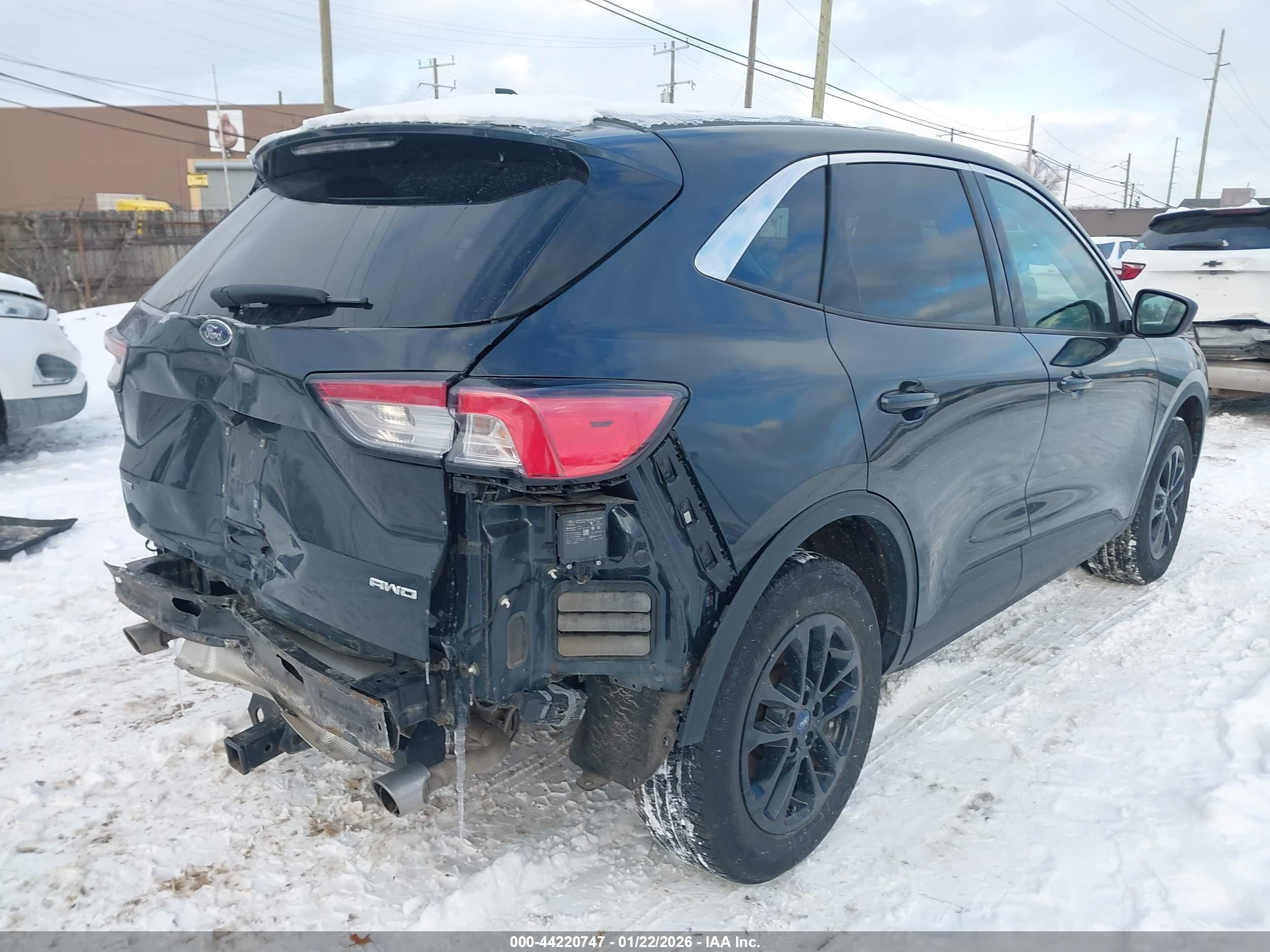 FORD ESCAPE image 4