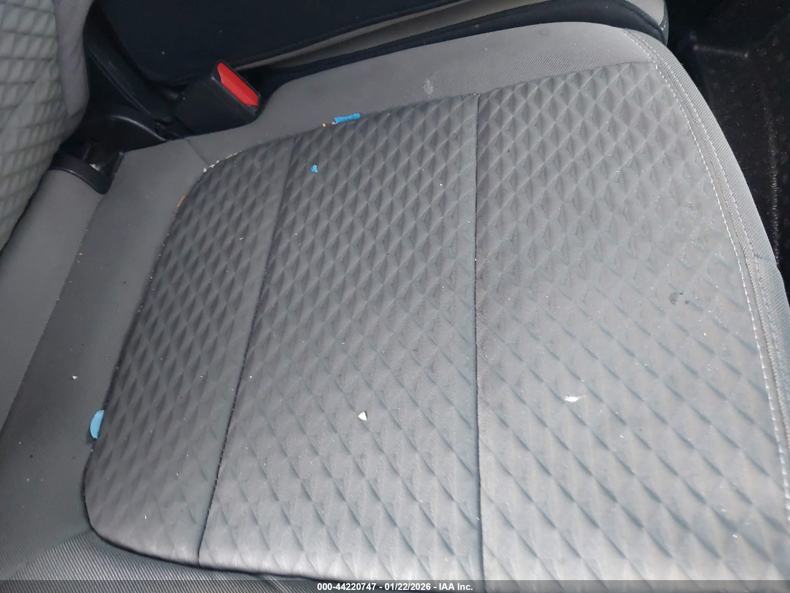 FORD ESCAPE image 8