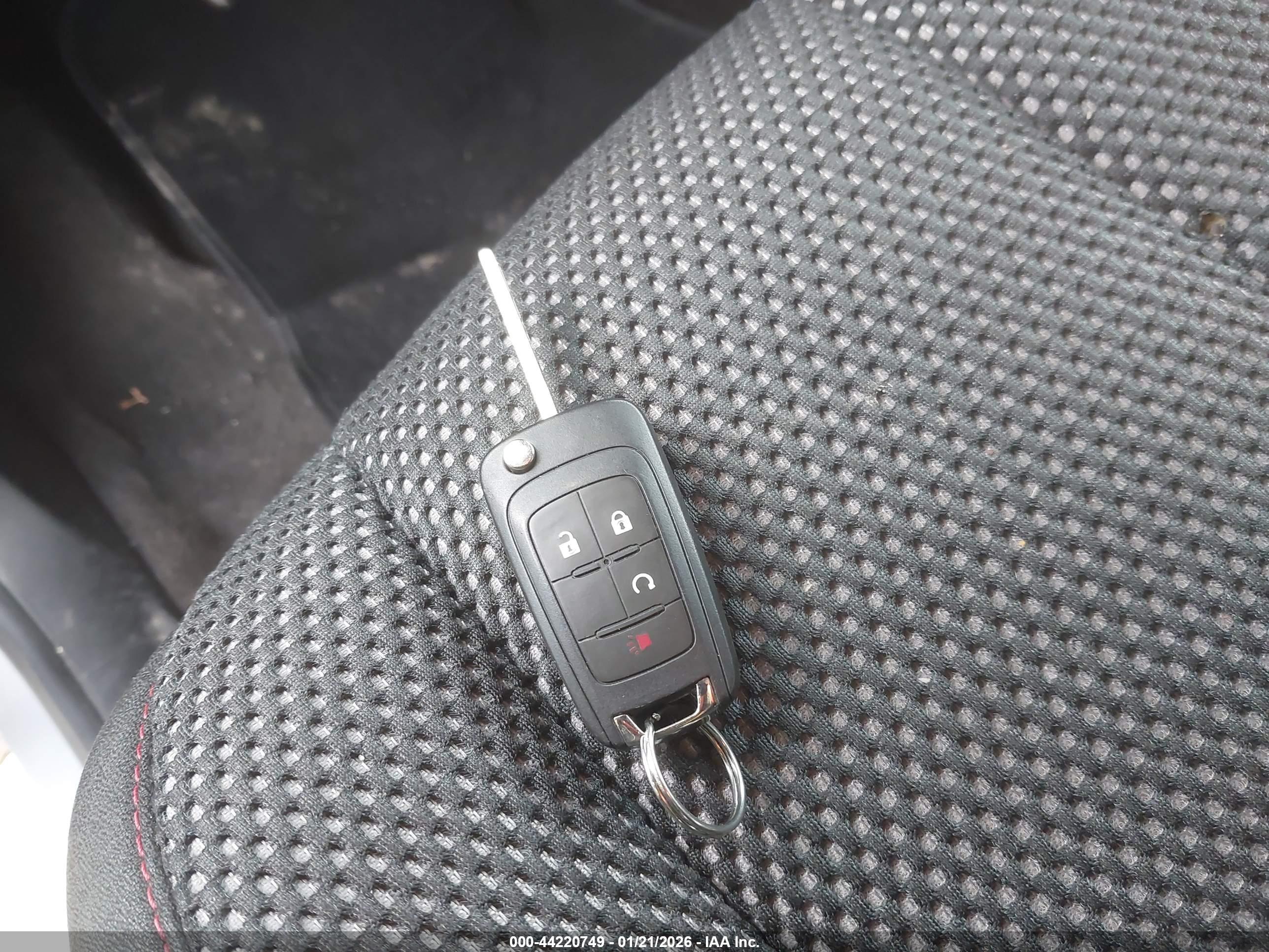 CHEVROLET EQUINOX image 11