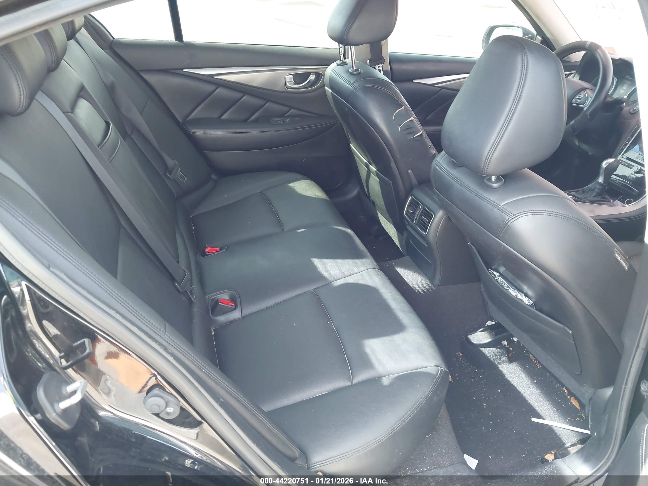 INFINITI Q50 image 8