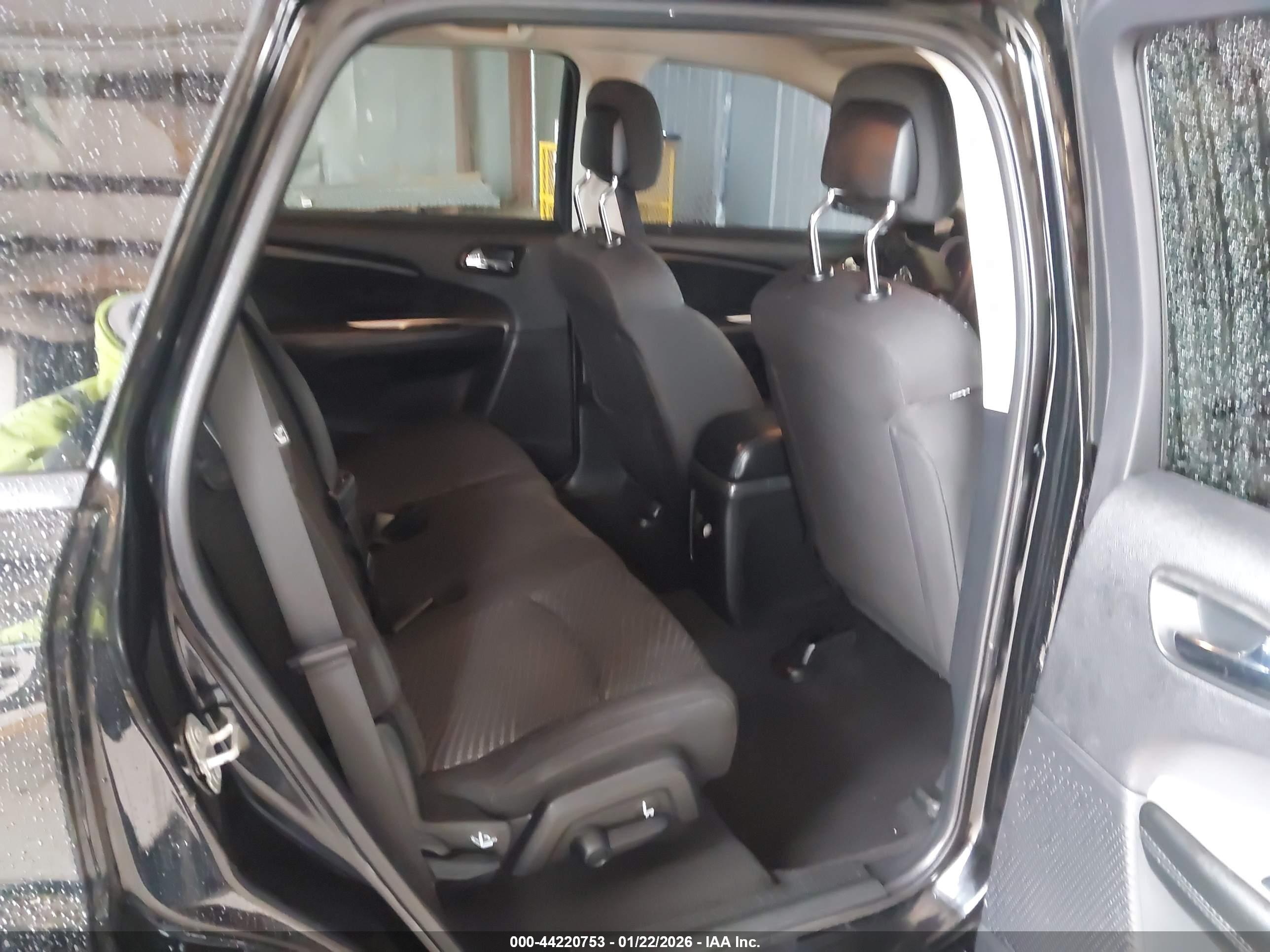DODGE JOURNEY image 8