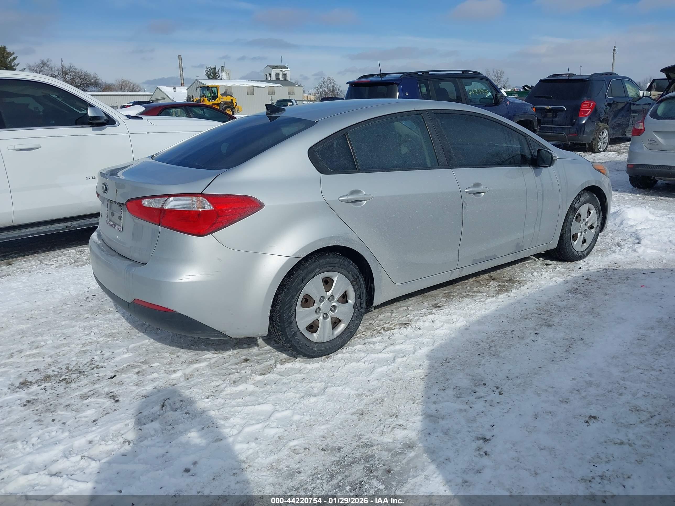 KIA FORTE image 4