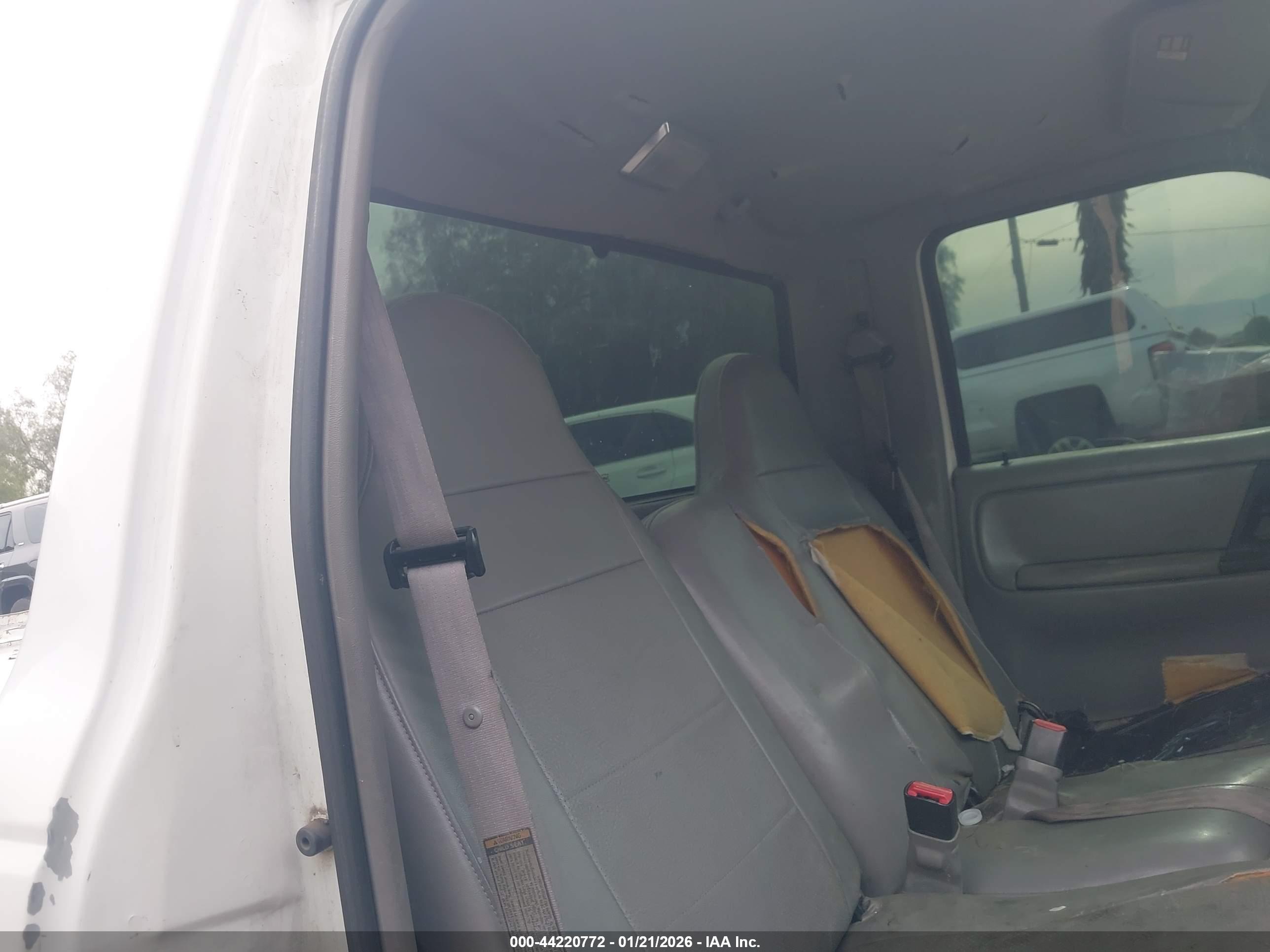 FORD RANGER image 8