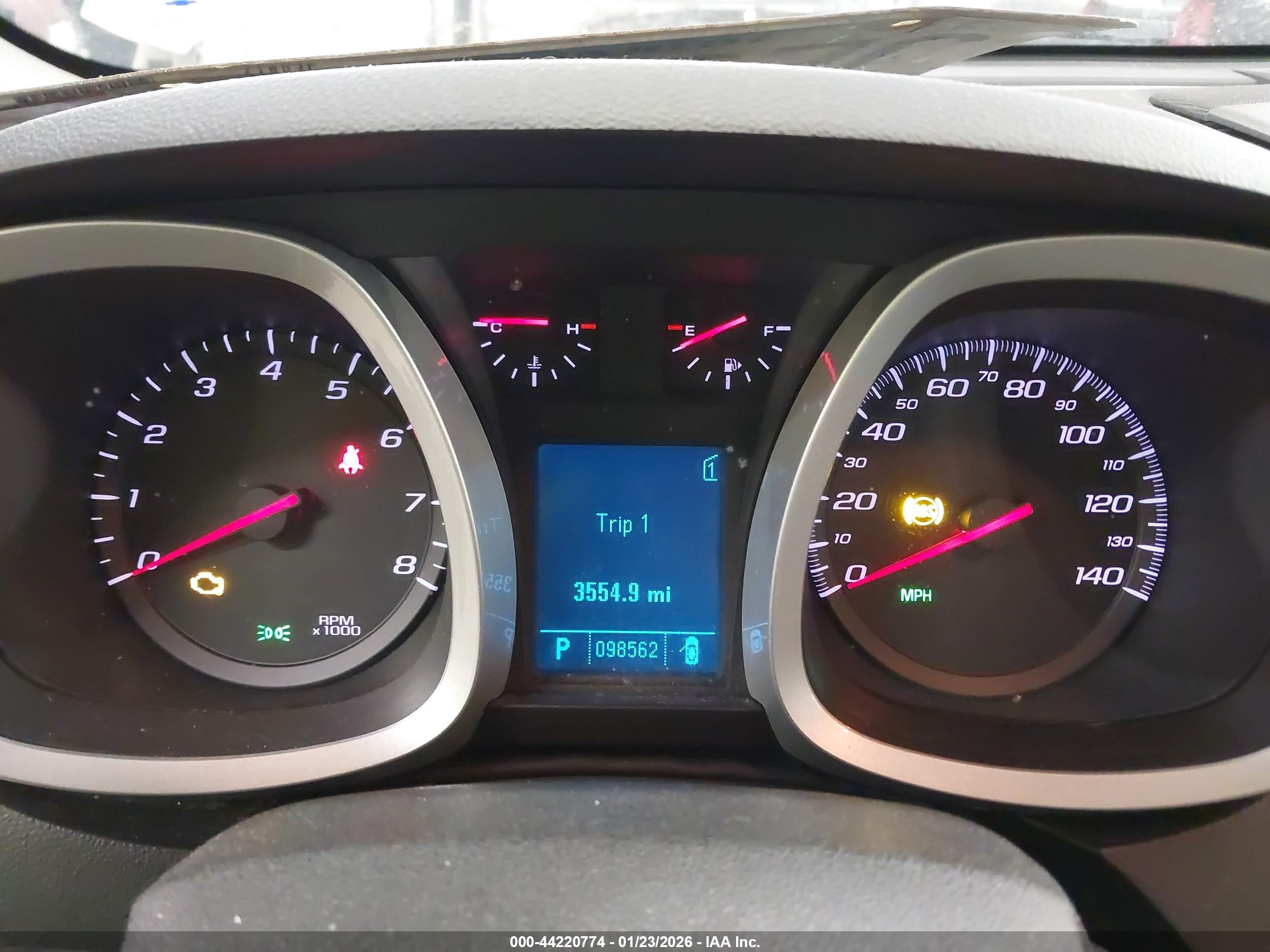 CHEVROLET EQUINOX image 7