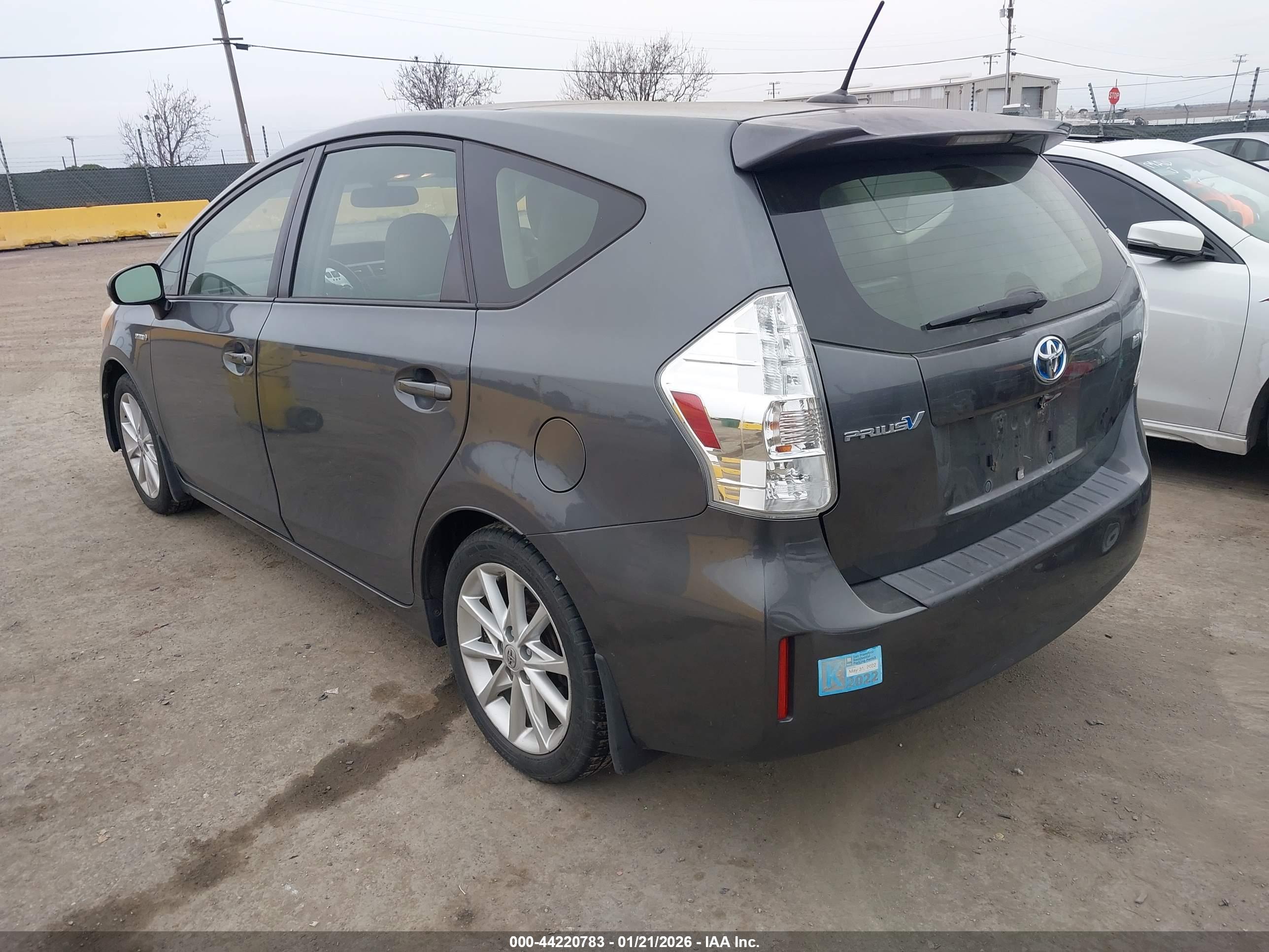 TOYOTA PRIUS image 3