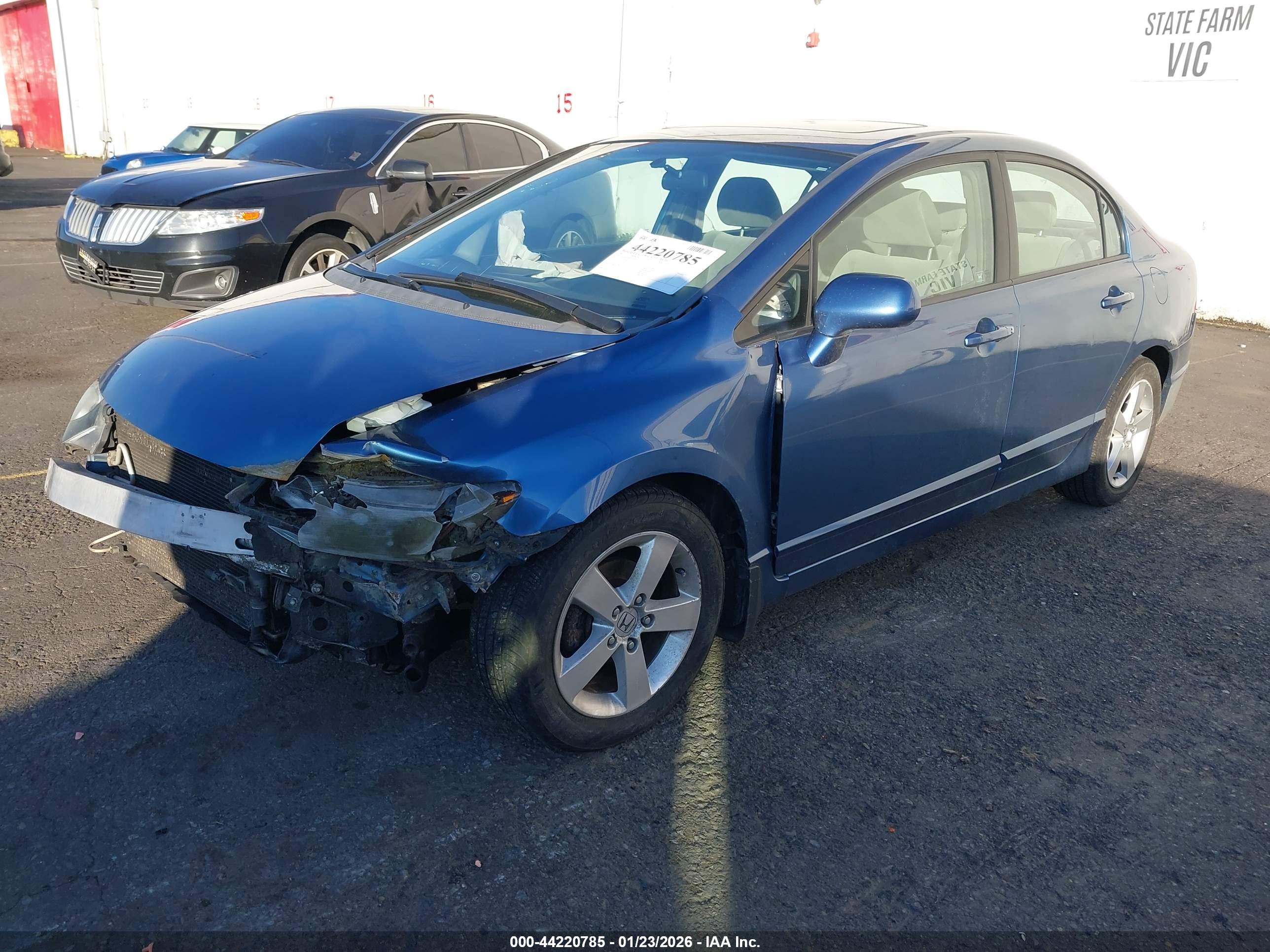 HONDA CIVIC image 2