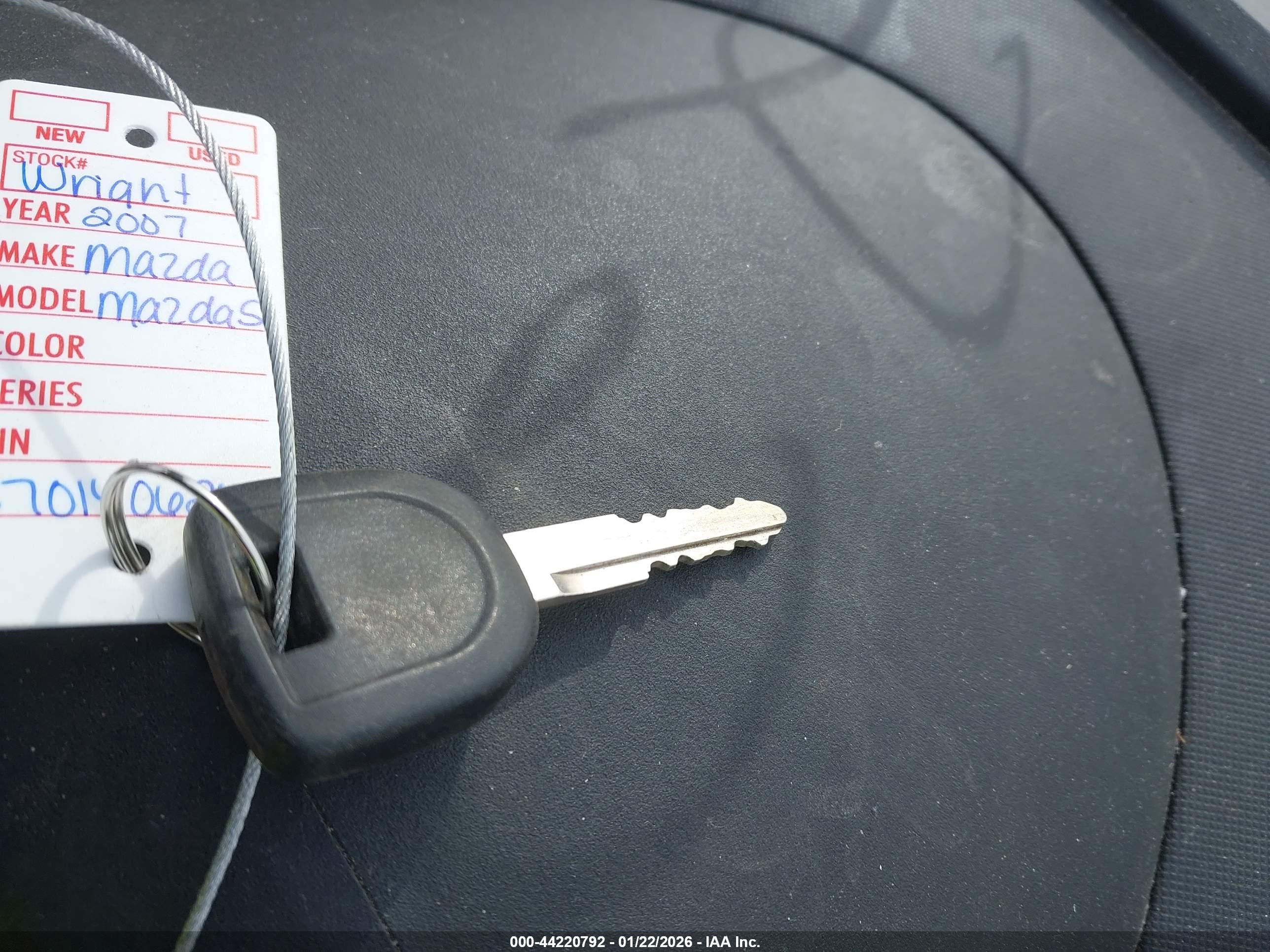 MAZDA MAZDA5 image 11