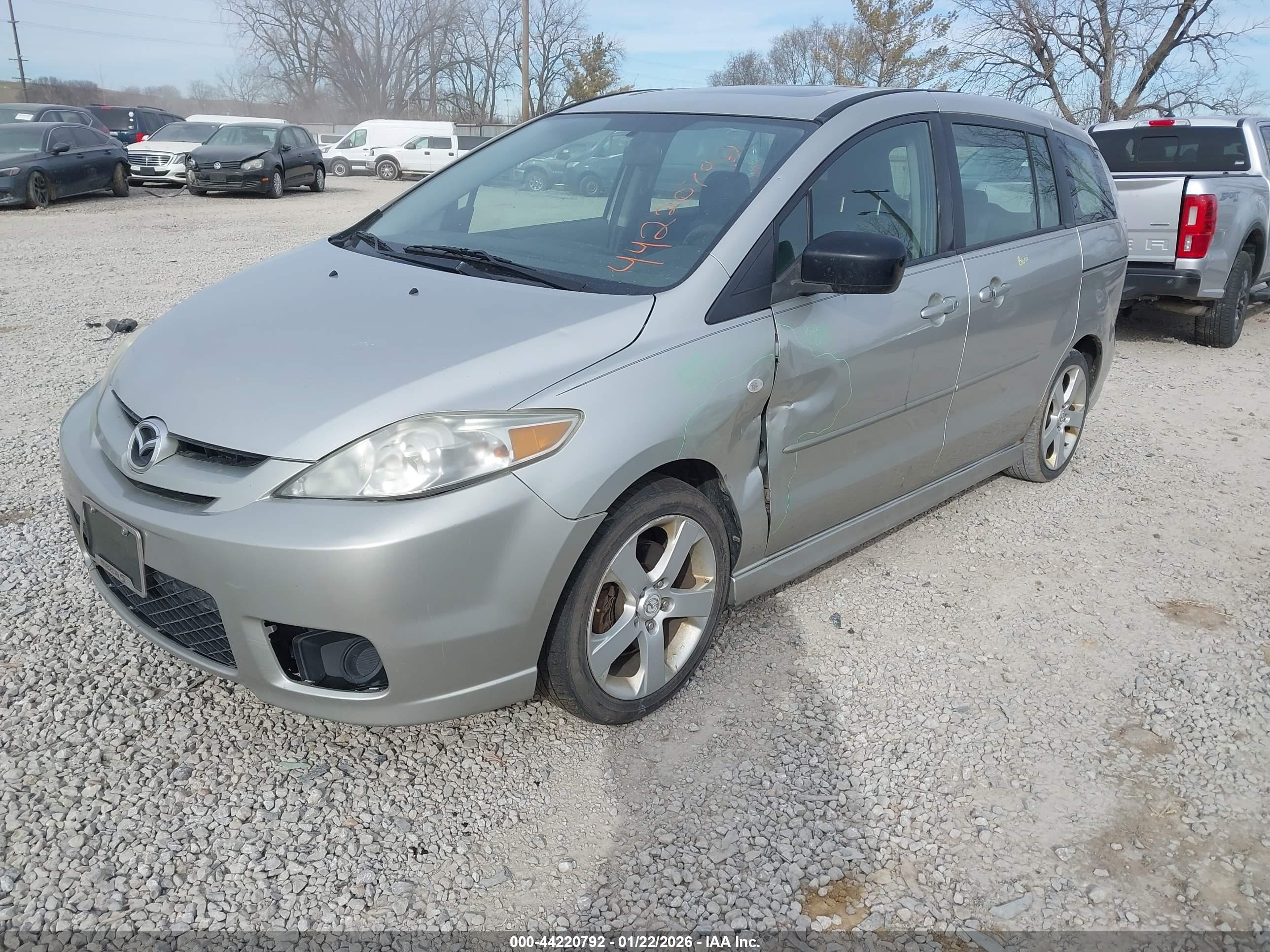 MAZDA MAZDA5 image 2