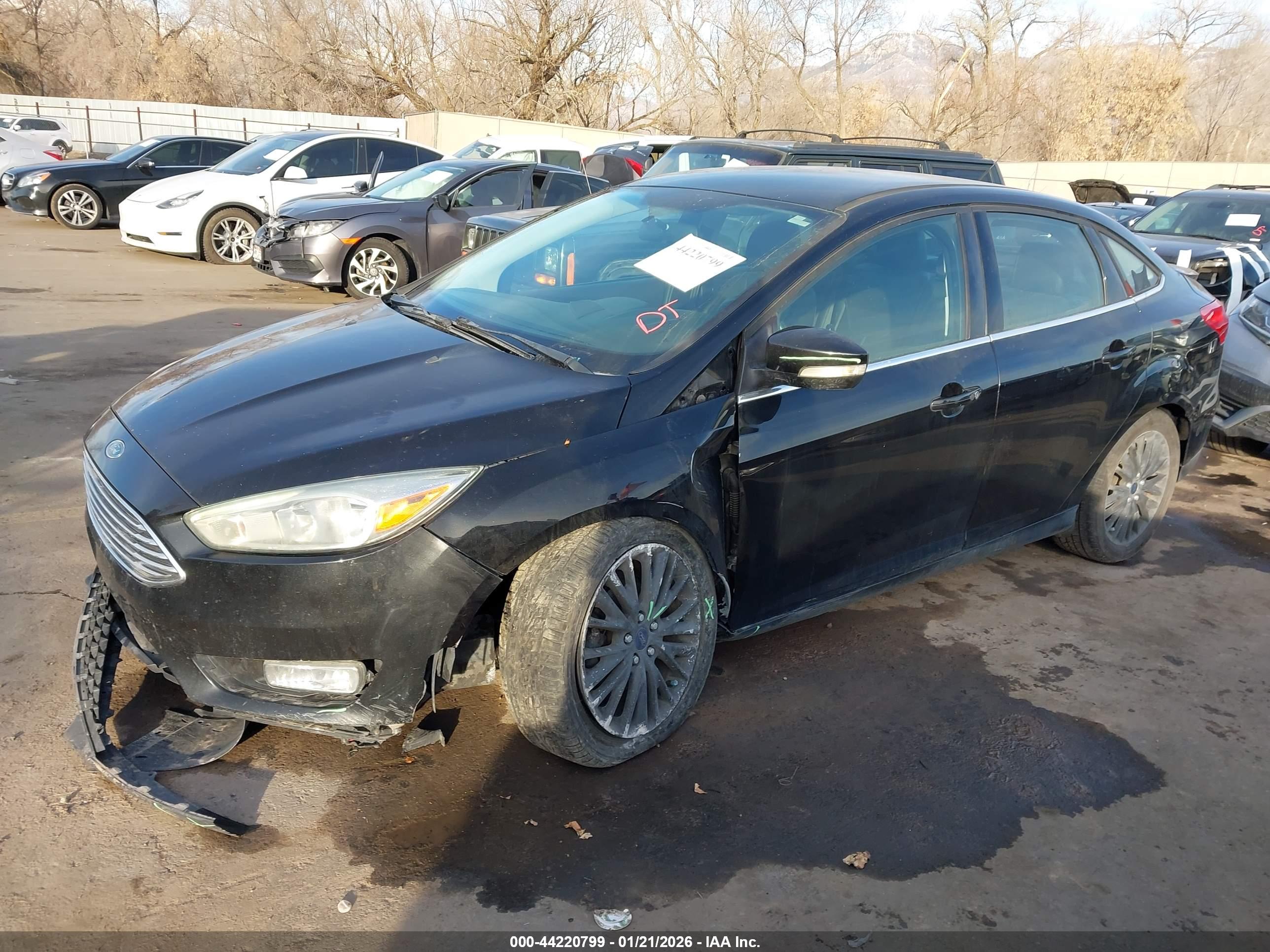 FORD FOCUS image 2